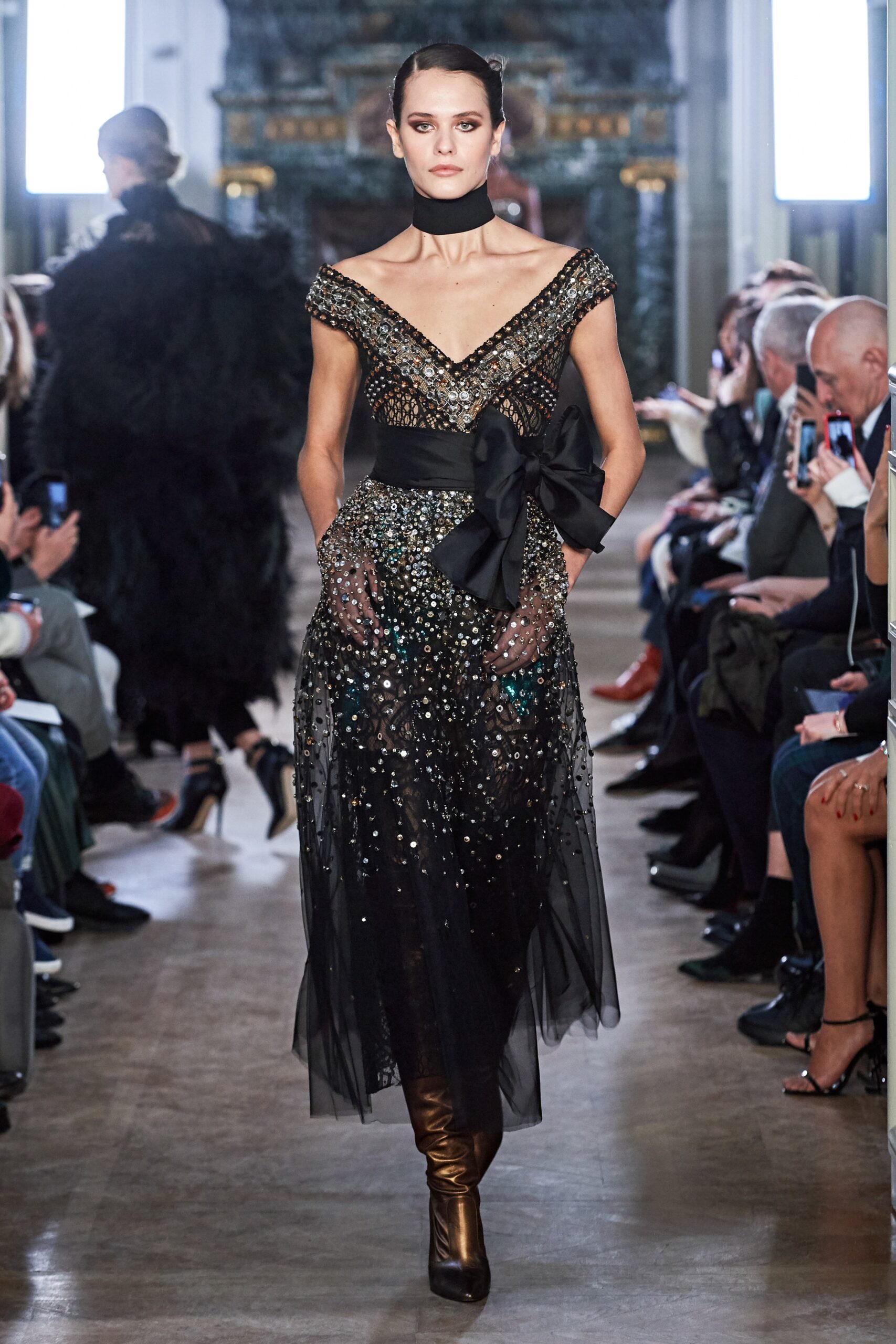 Elie Saab F/W 19 Look 39