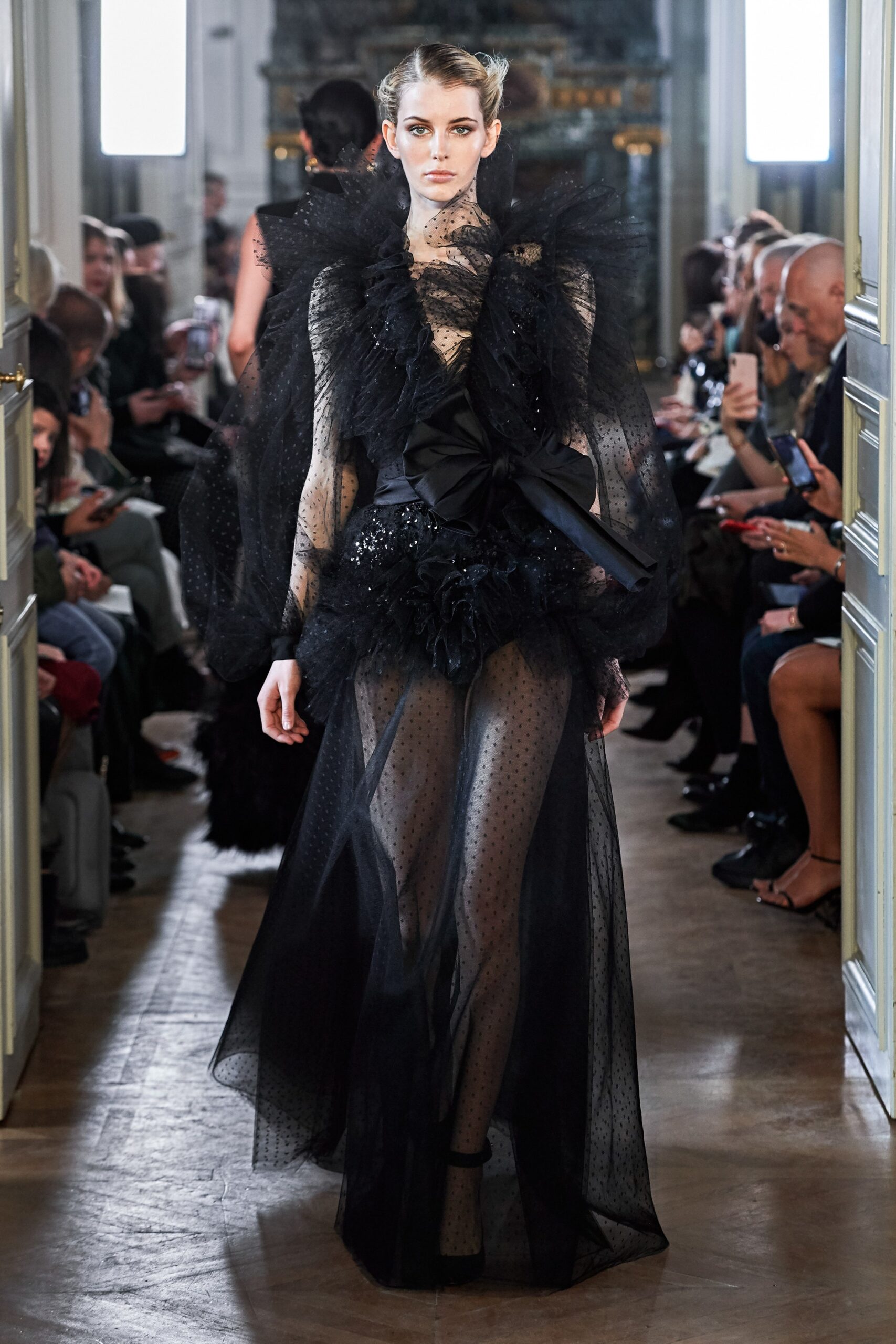 Elie Saab F/W 19 Look 43
