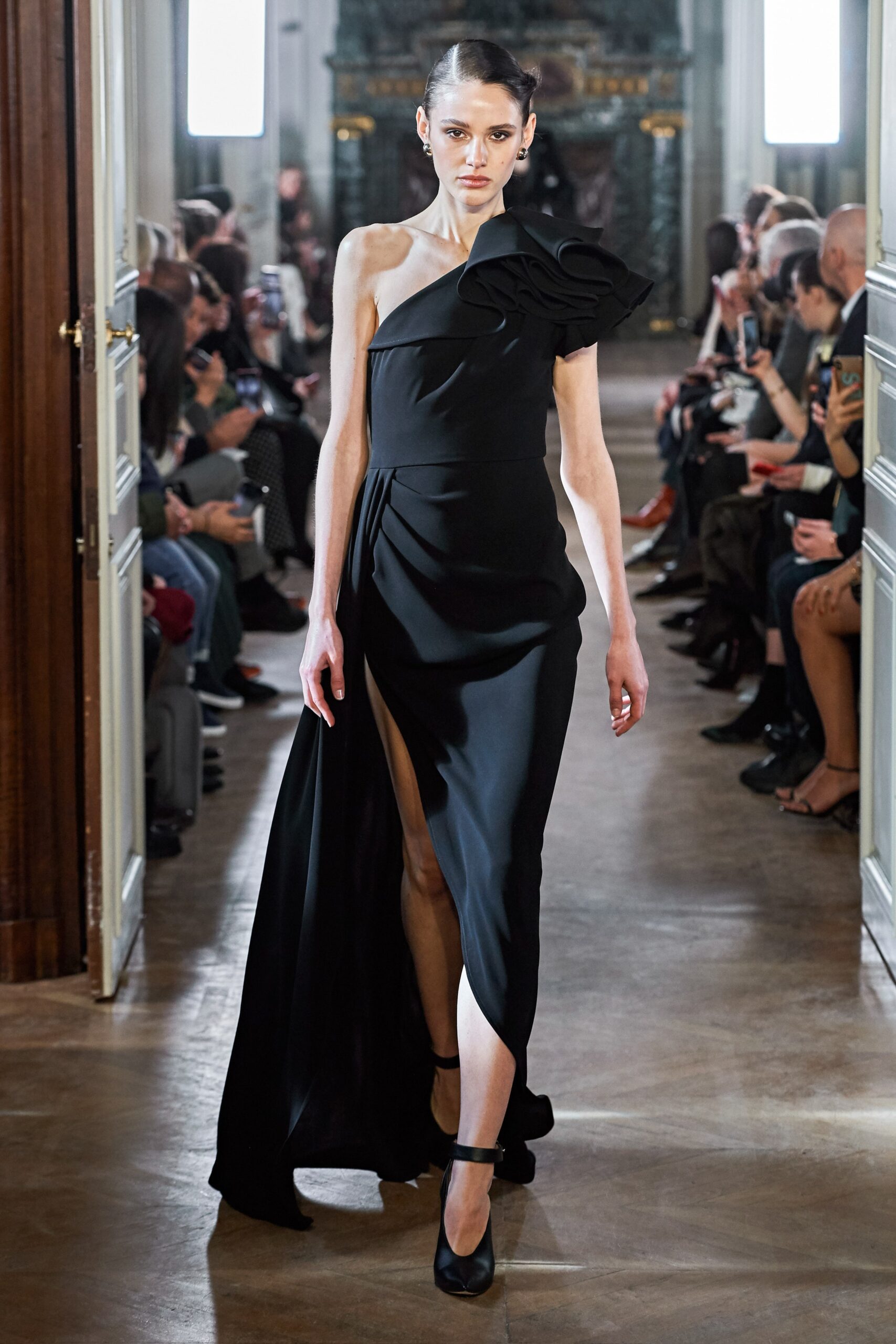 Elie Saab F/W 19 Look 48