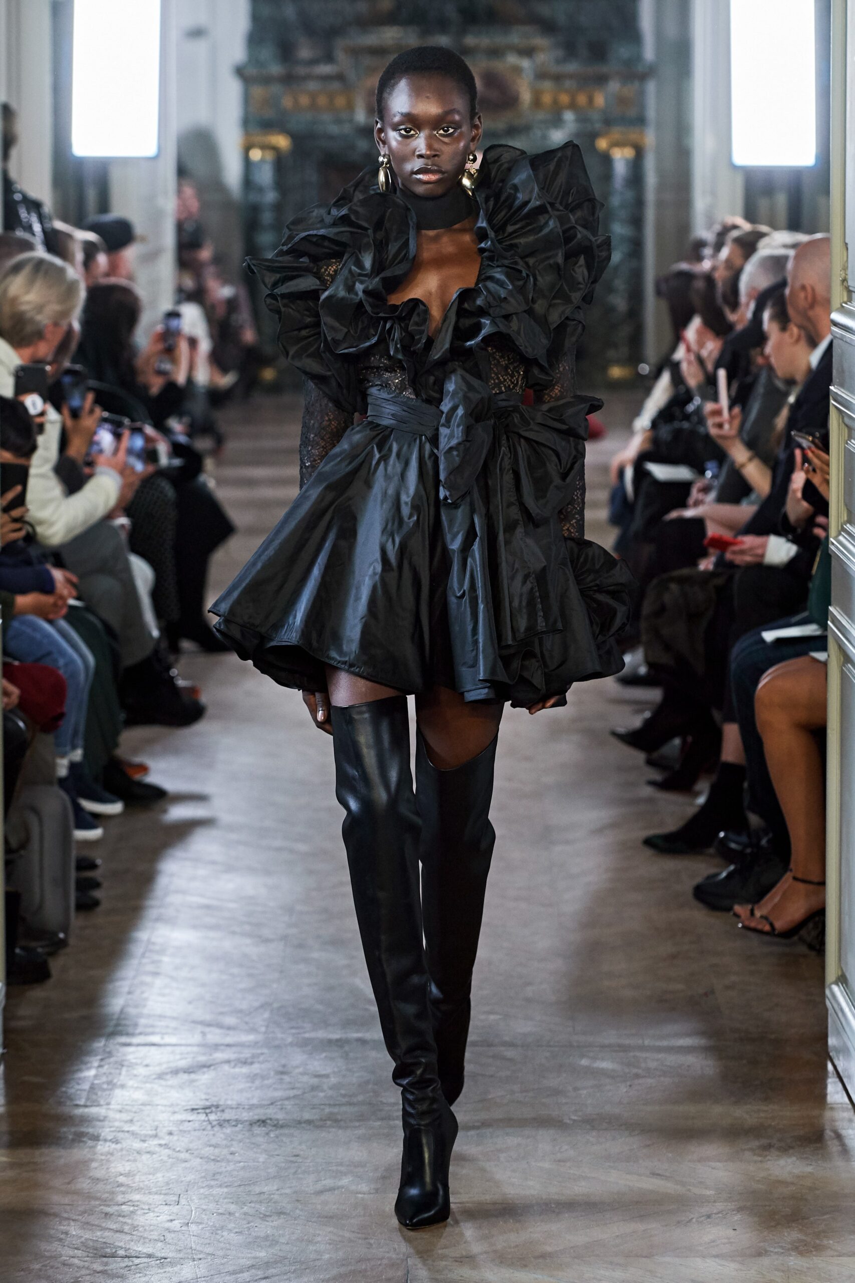 Elie Saab F/W 19 Look 52