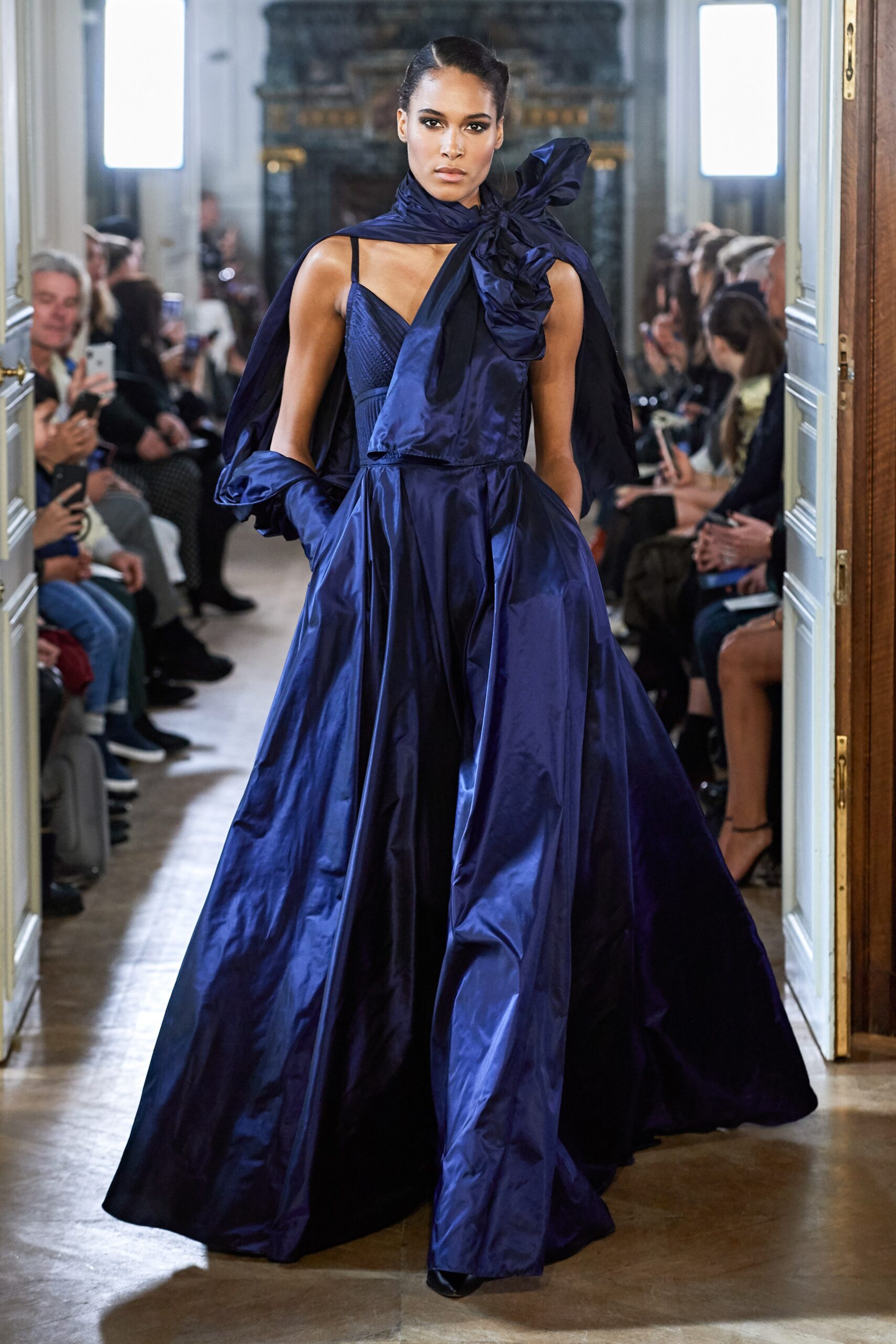 Elie Saab F/W 19 Look 58