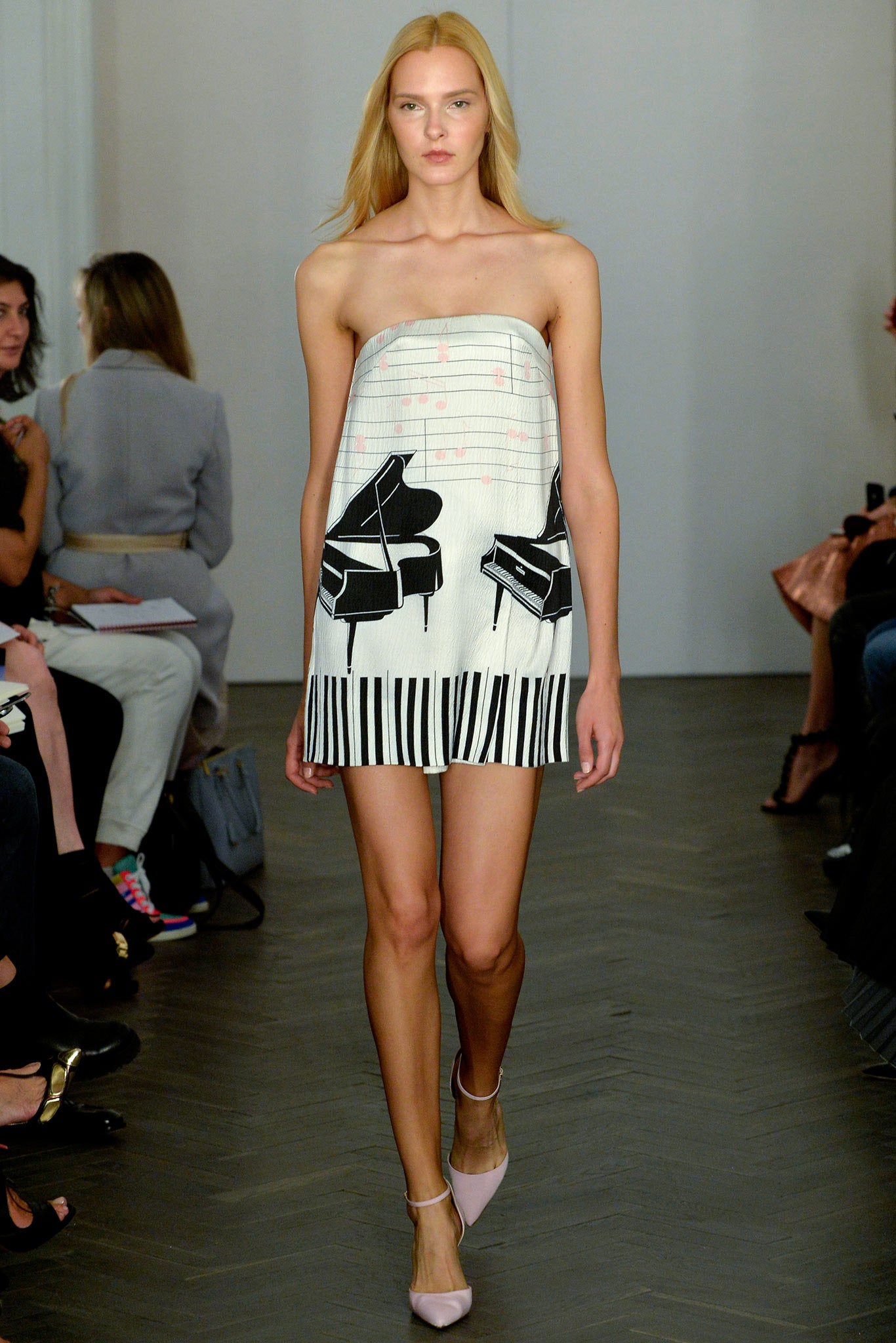 Emilia Wickstead S/S 14 Look 25