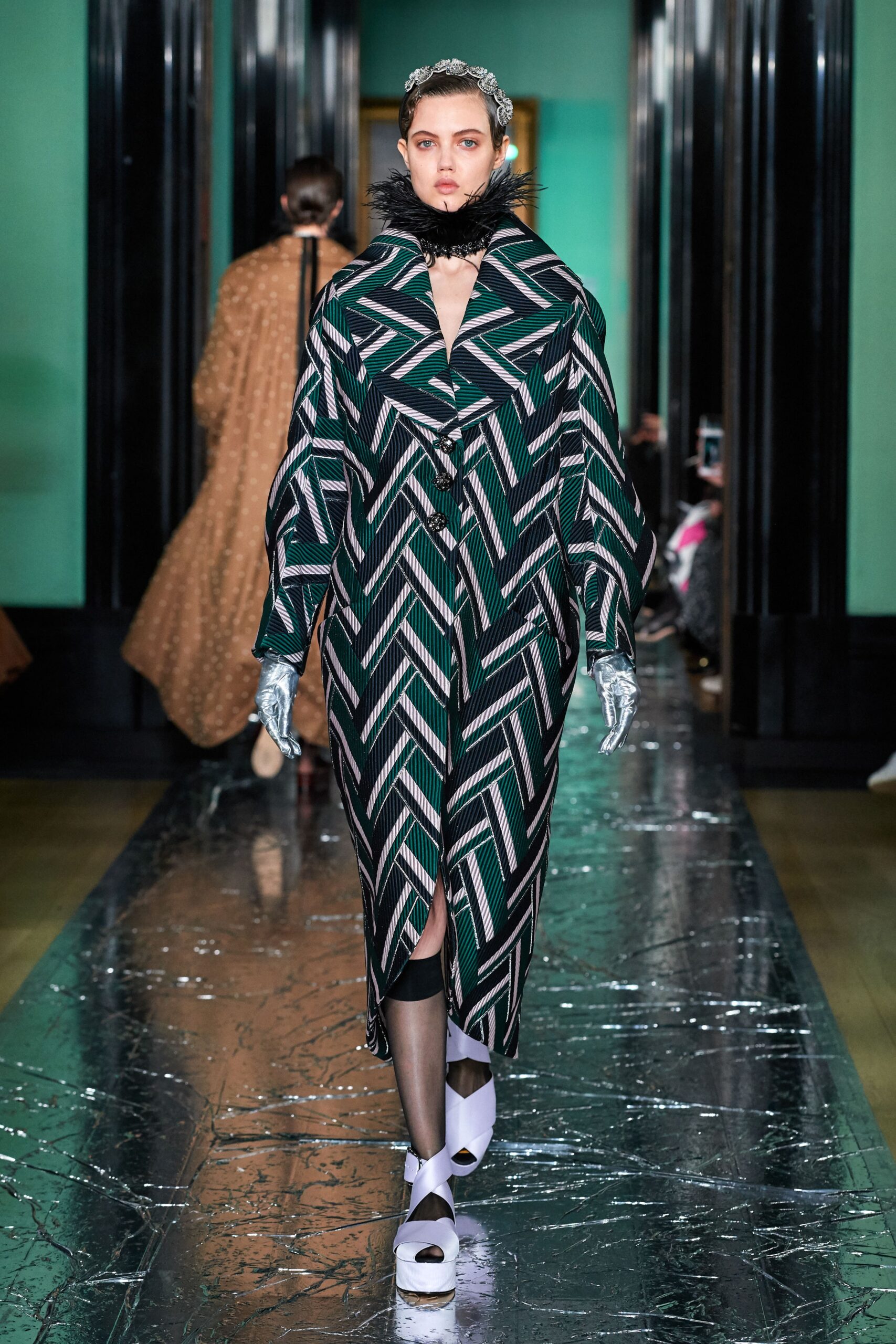 Erdem F/W 20 Look 11