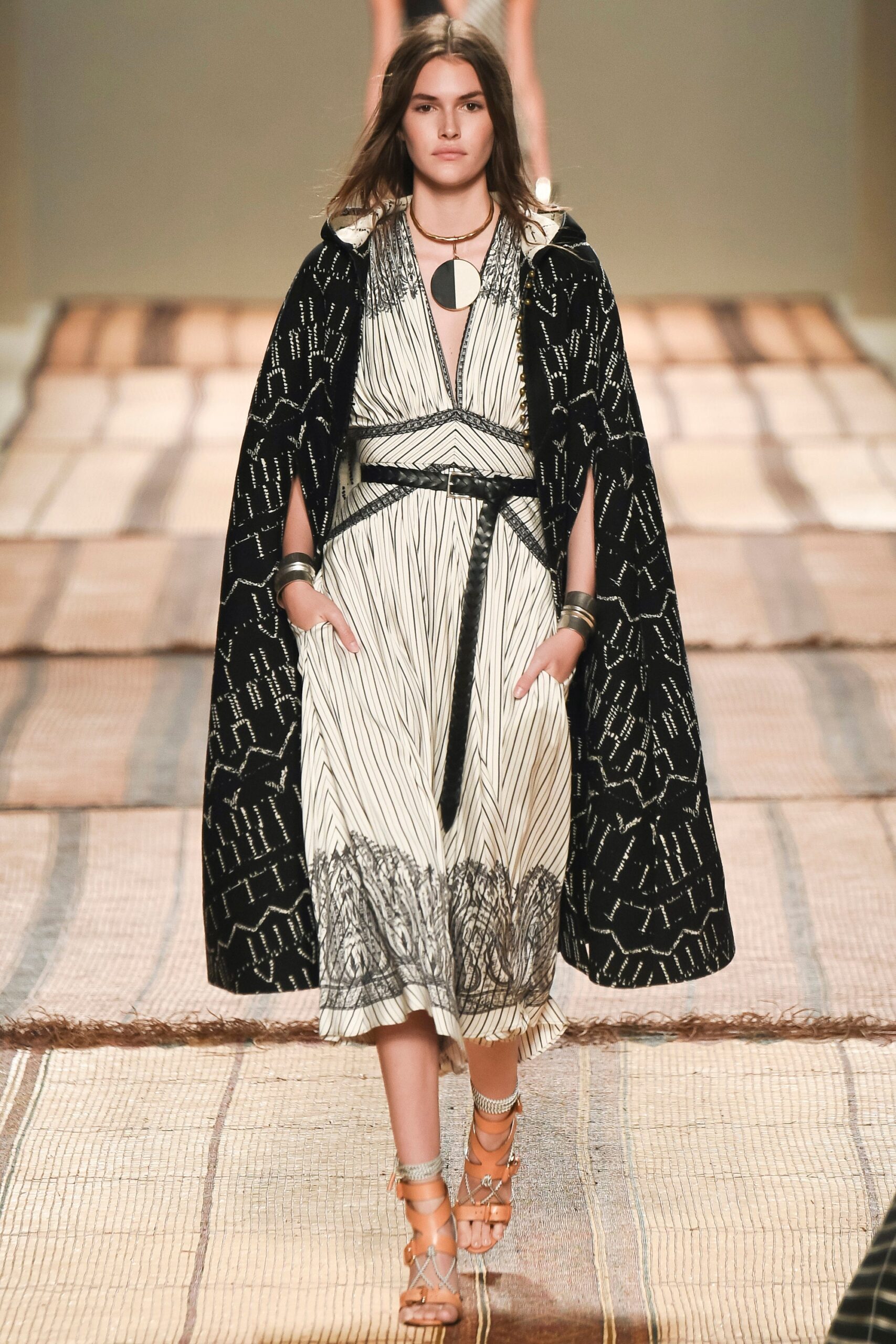 Etro S/S 17 Look 1