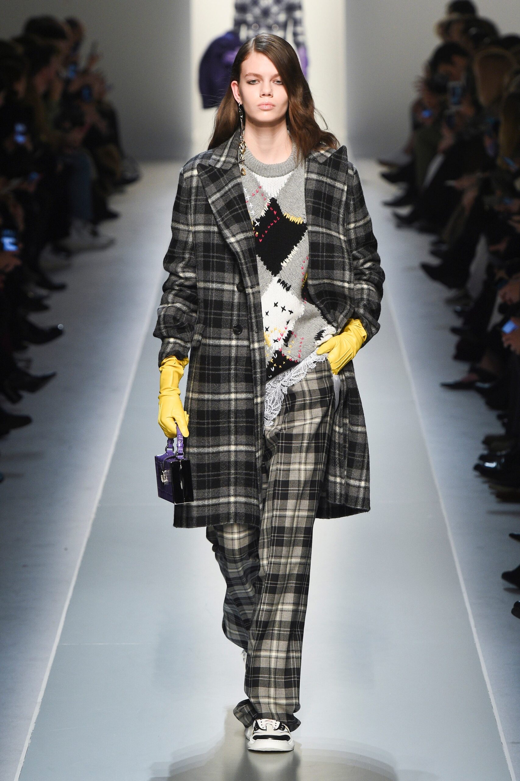 Ermanno Scervino F/W 18 Look 1