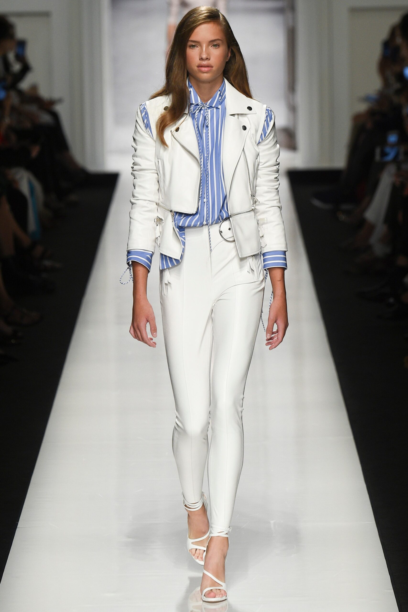 Ermanno Scervino S/S 17 Look 17
