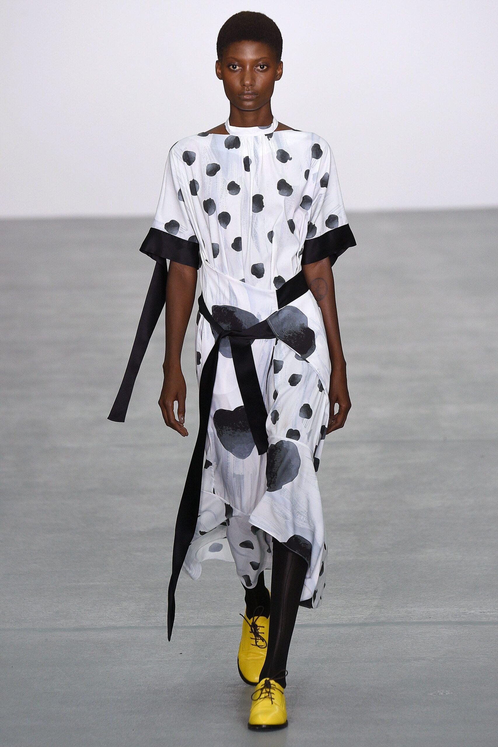 Eudon Choi S/S 17 Look 10