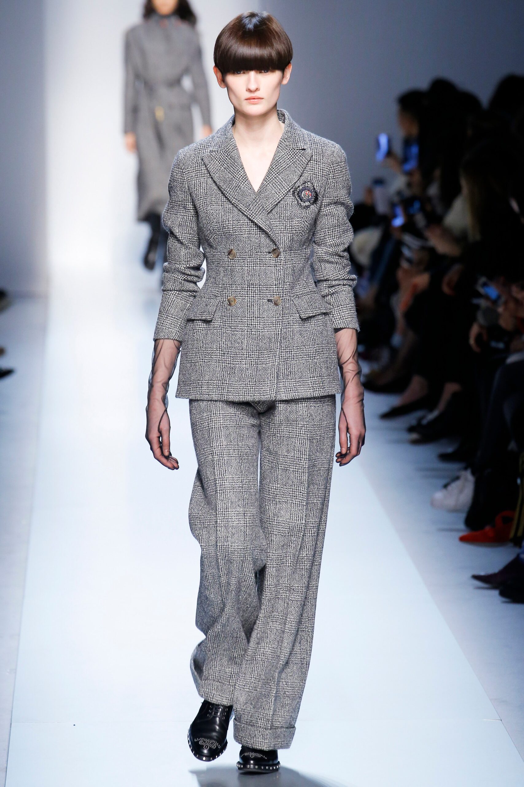 Ermanno Scervino F/W 17 Look 1