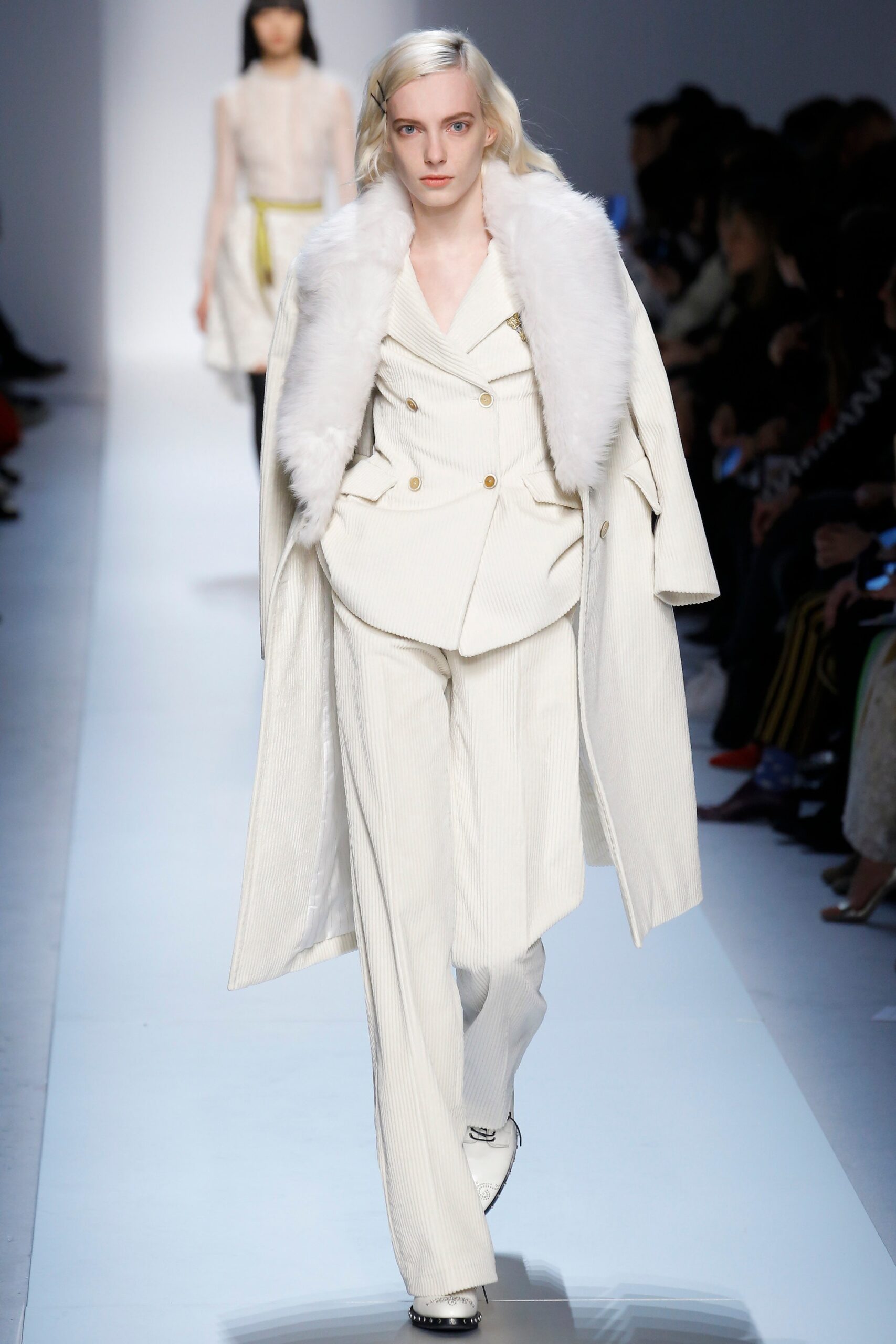 Ermanno Scervino F/W 17 Look 16