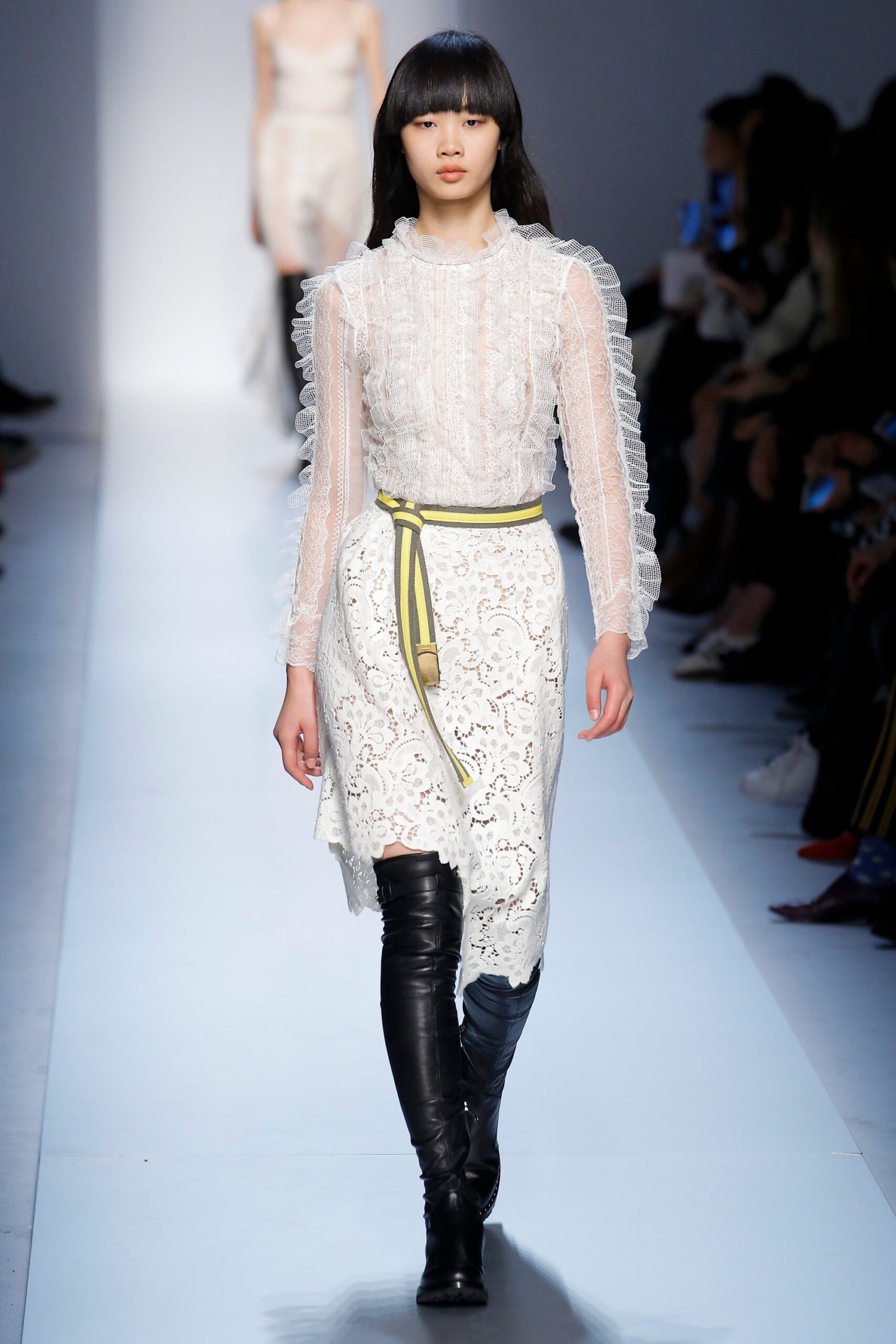 Ermanno Scervino F/W 17 Look 17
