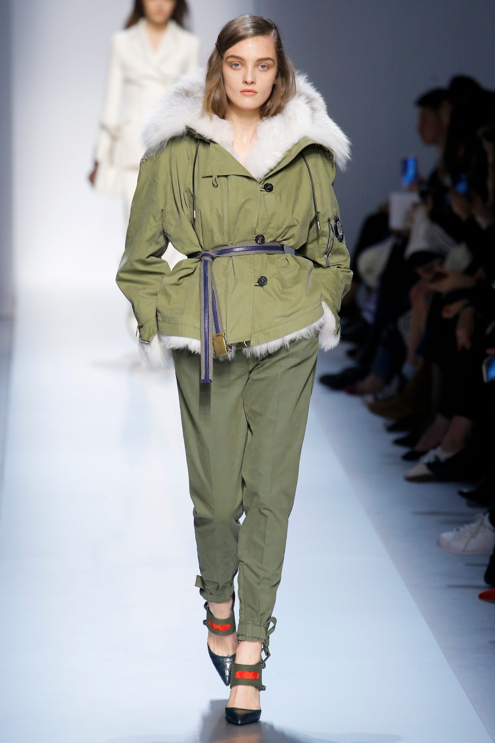 Ermanno Scervino F/W 17 Look 19