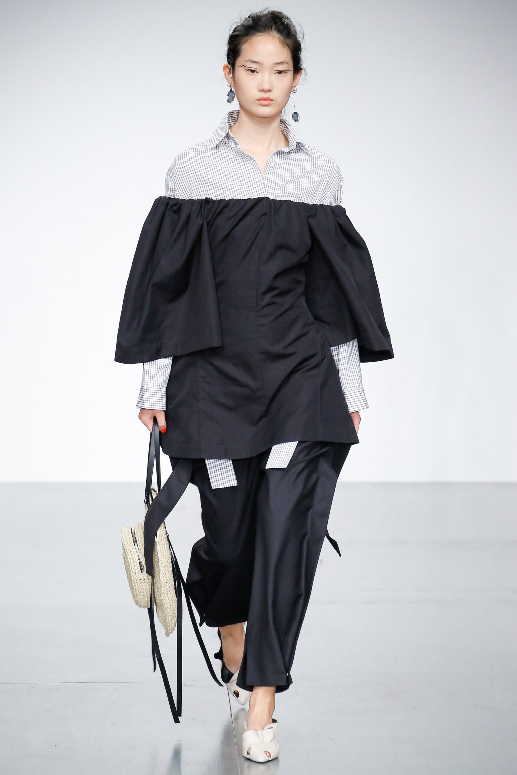 Eudon Choi S/S 18 Look 5