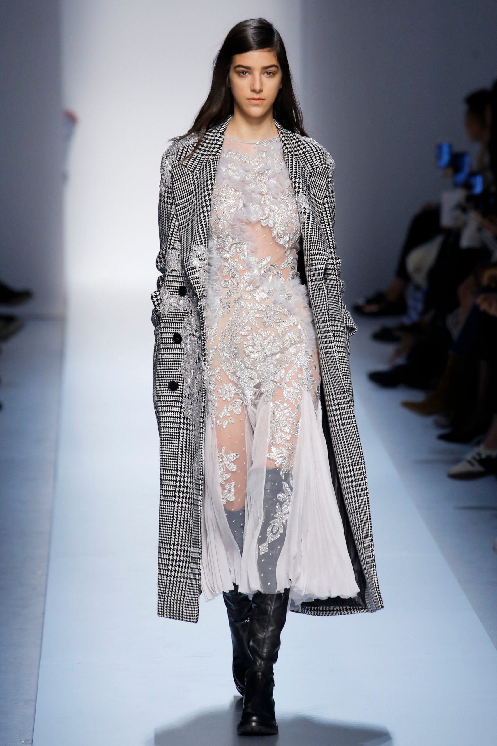 Ermanno Scervino F/W 17 Look 25