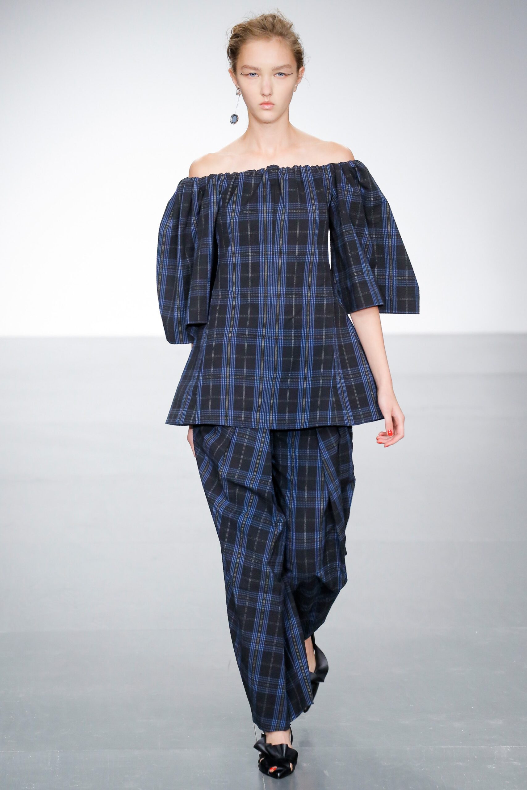 Eudon Choi S/S 18 Look 19
