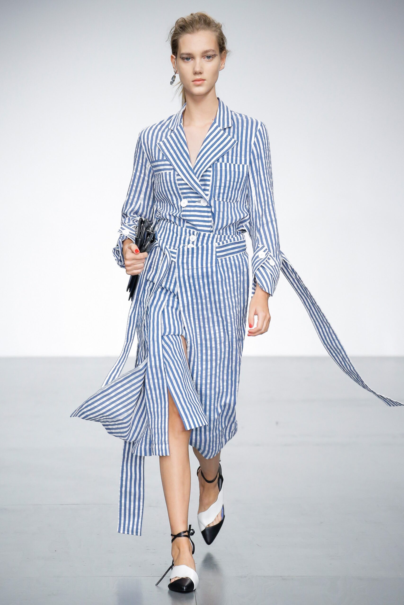 Eudon Choi S/S 18 Look 22