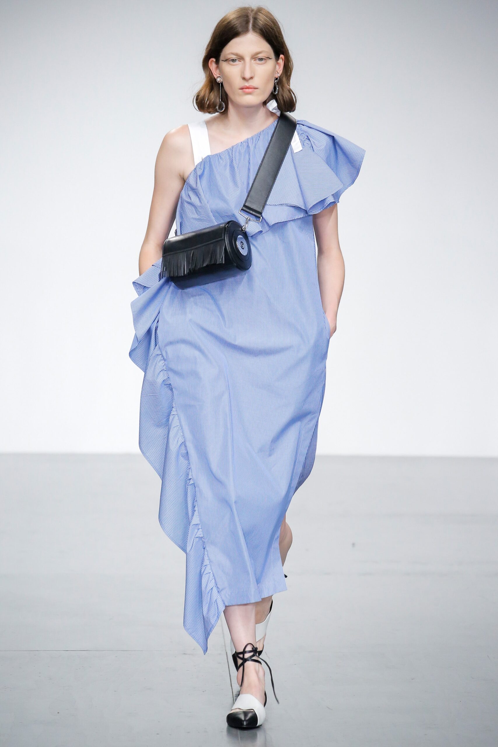 Eudon Choi S/S 18 Look 27