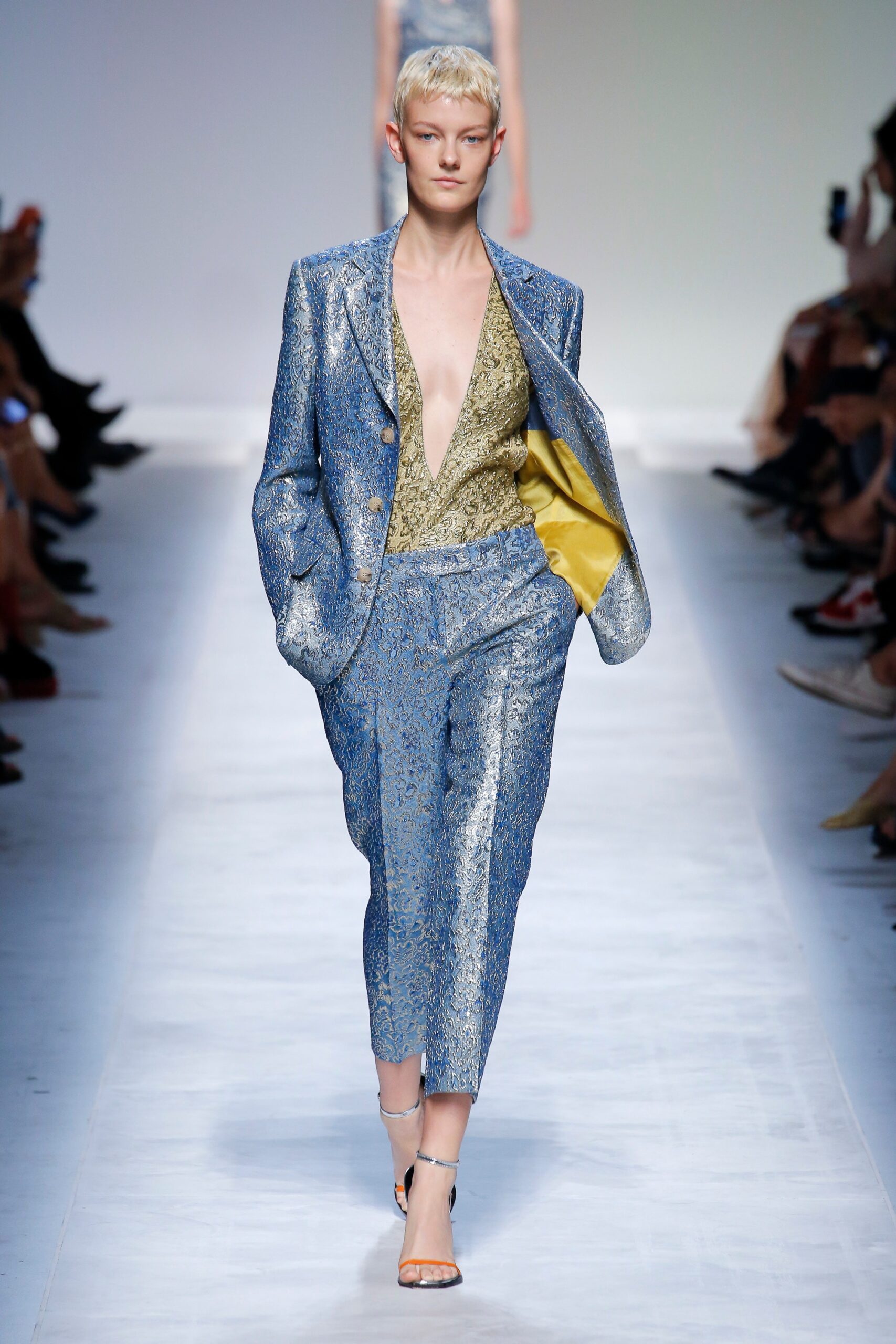 Ermanno Scervino S/S 19 Look 37