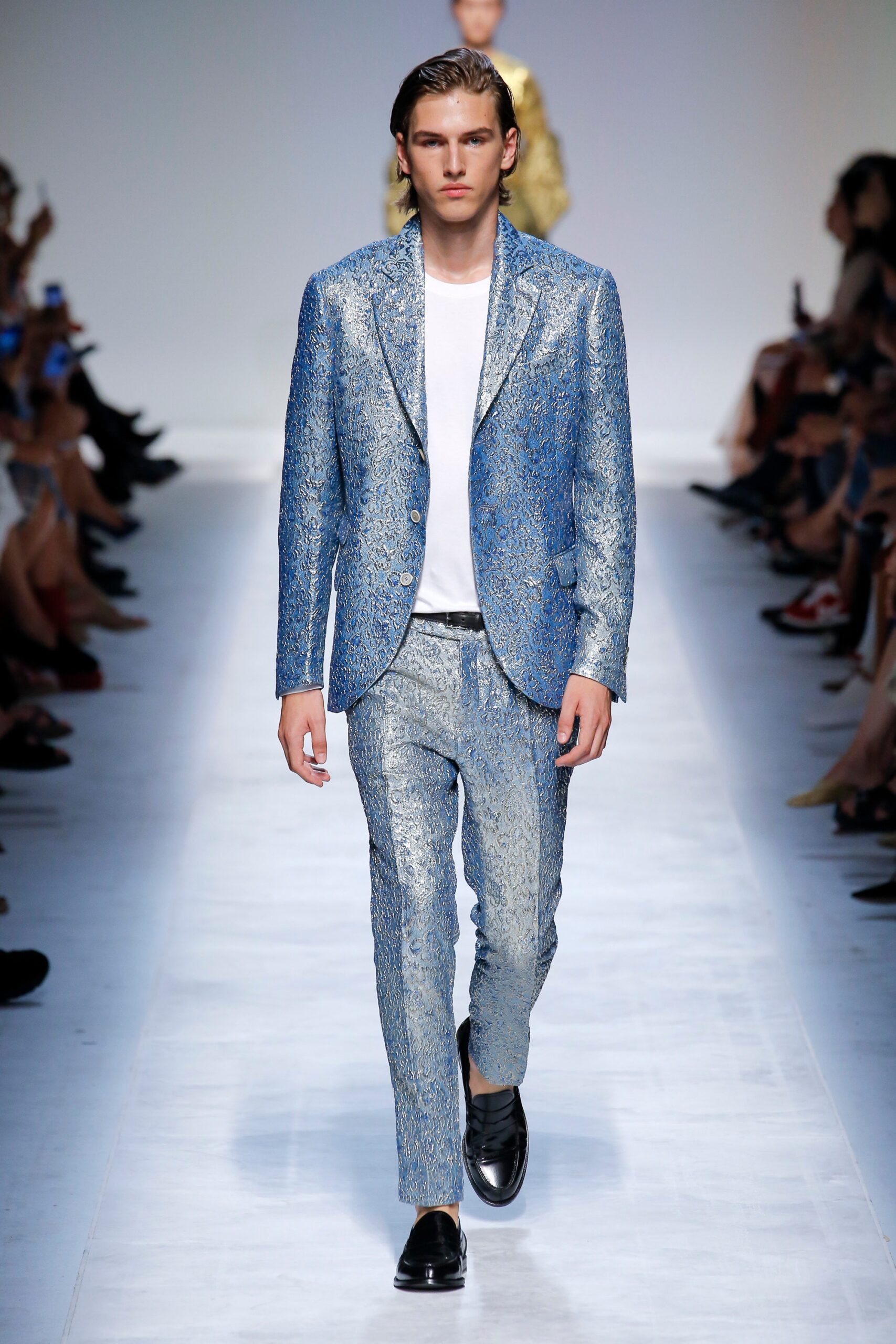 Ermanno Scervino S/S 19 Look 39