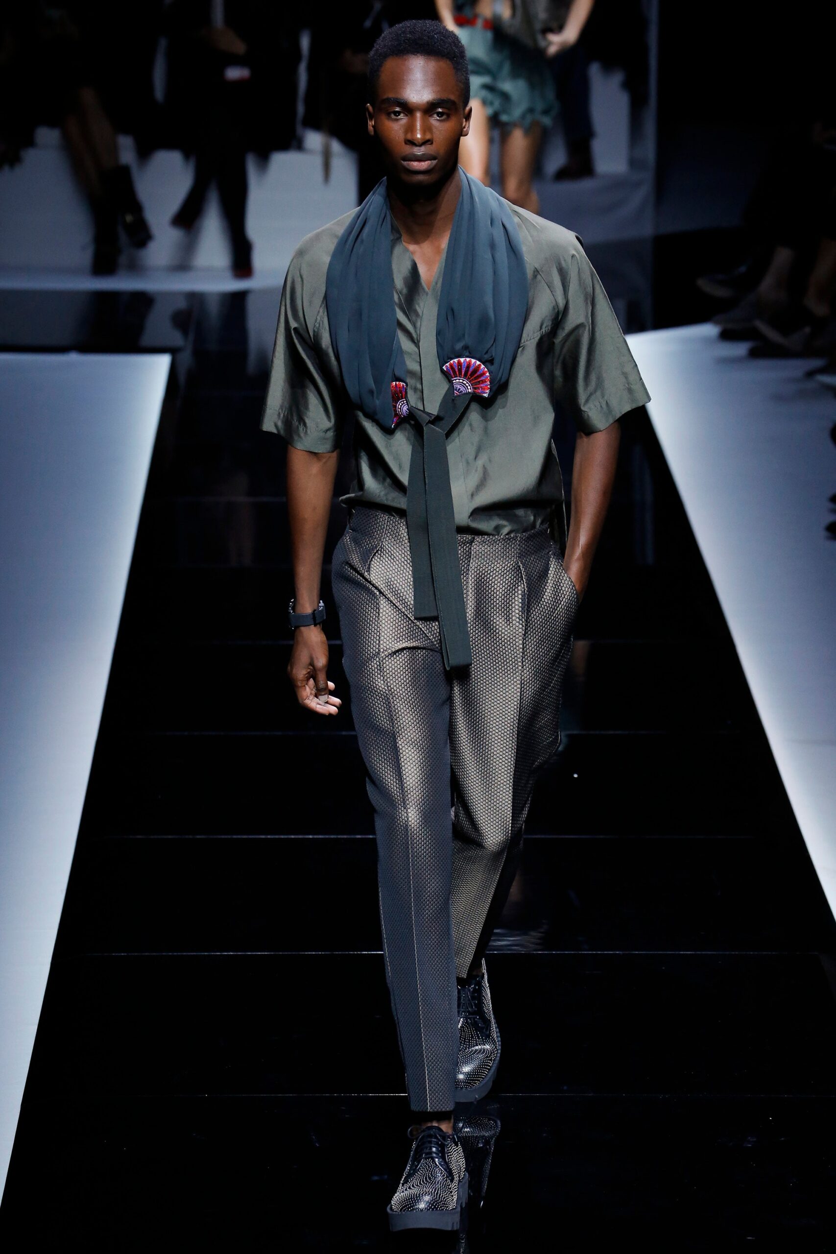 Emporio Armani S/S 17 Look 20