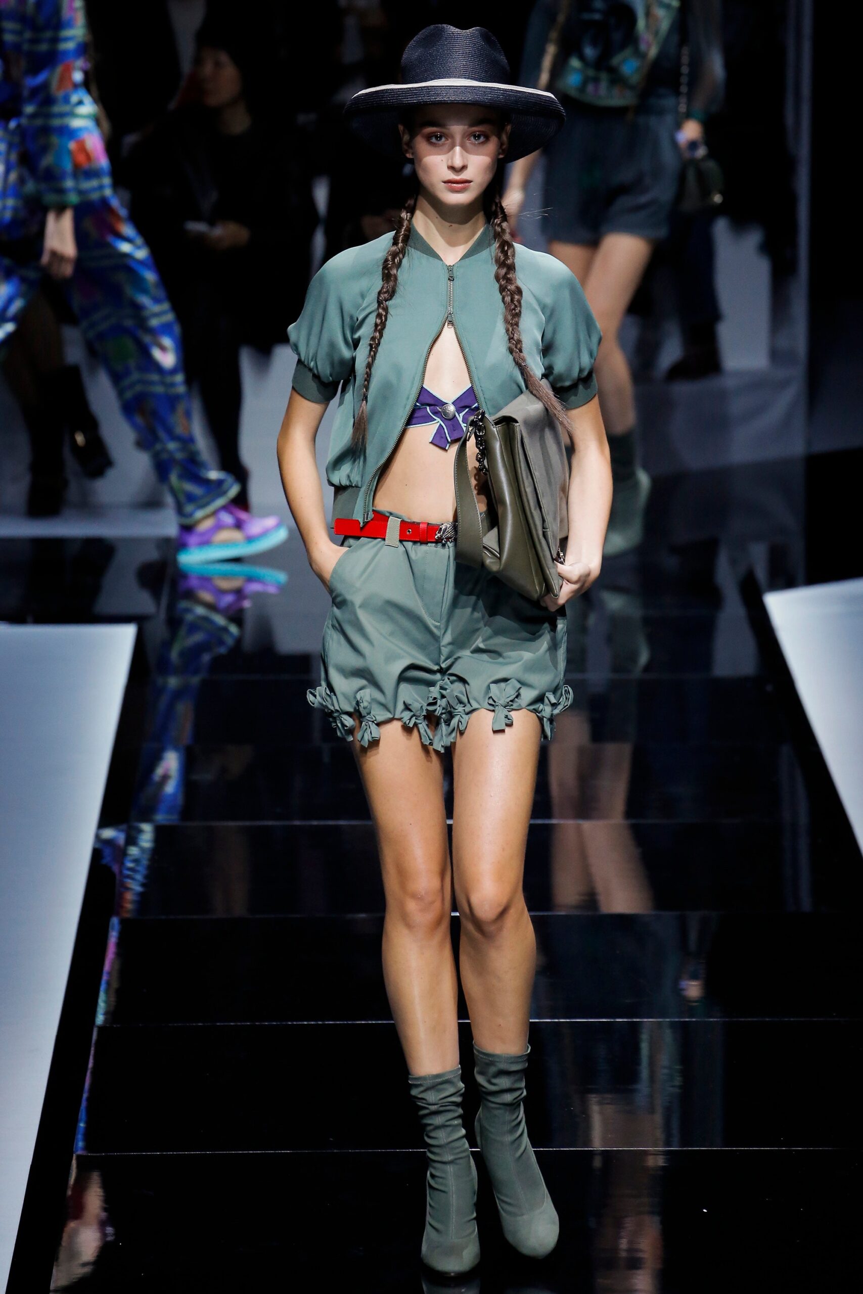 Emporio Armani S/S 17 Look 21