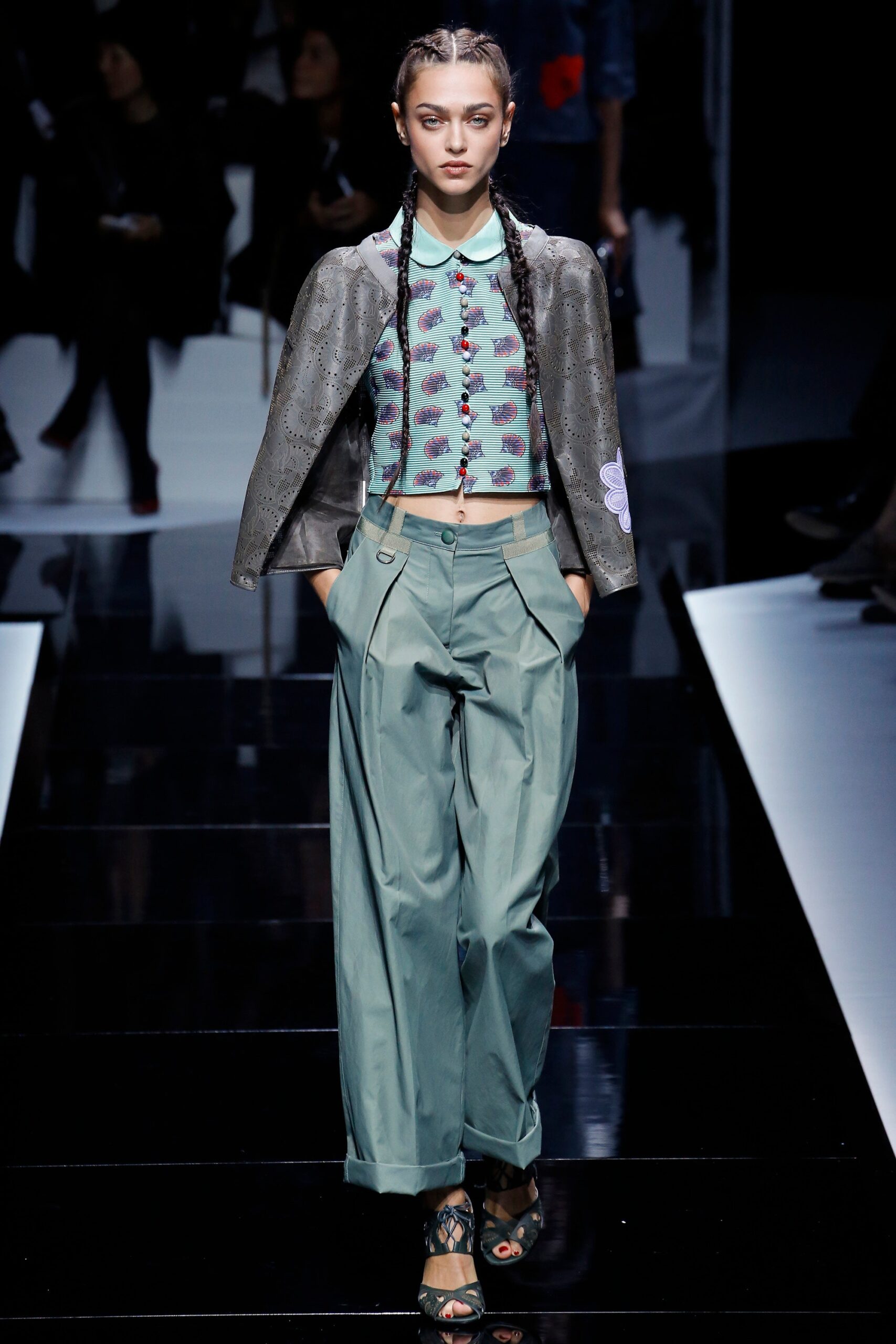 Emporio Armani S/S 17 Look 34