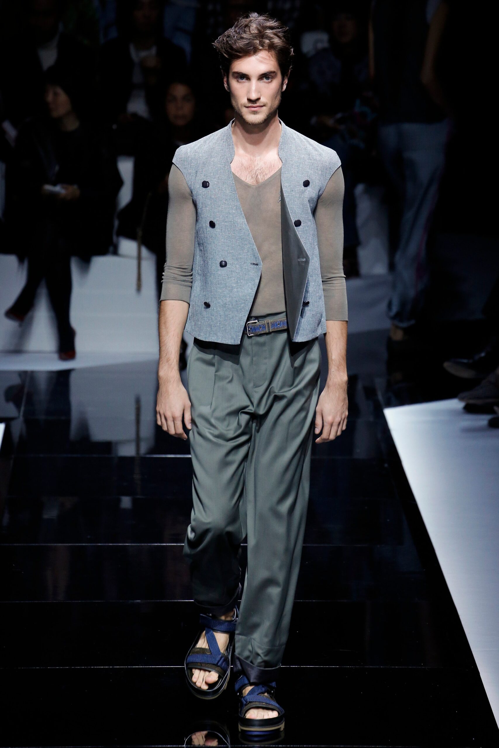 Emporio Armani S/S 17 Look 39