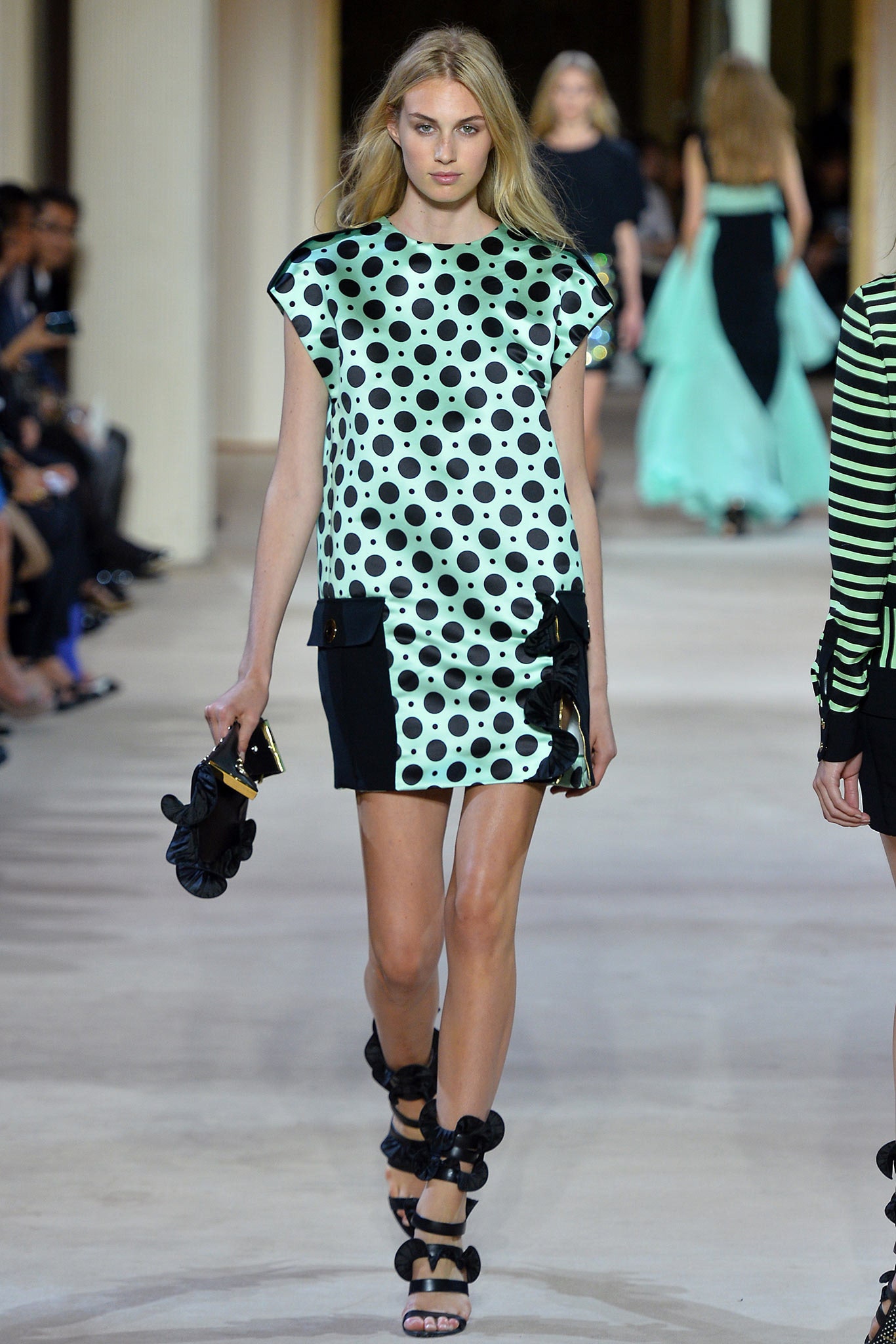 Emanuel Ungaro S/S 14 Look 14