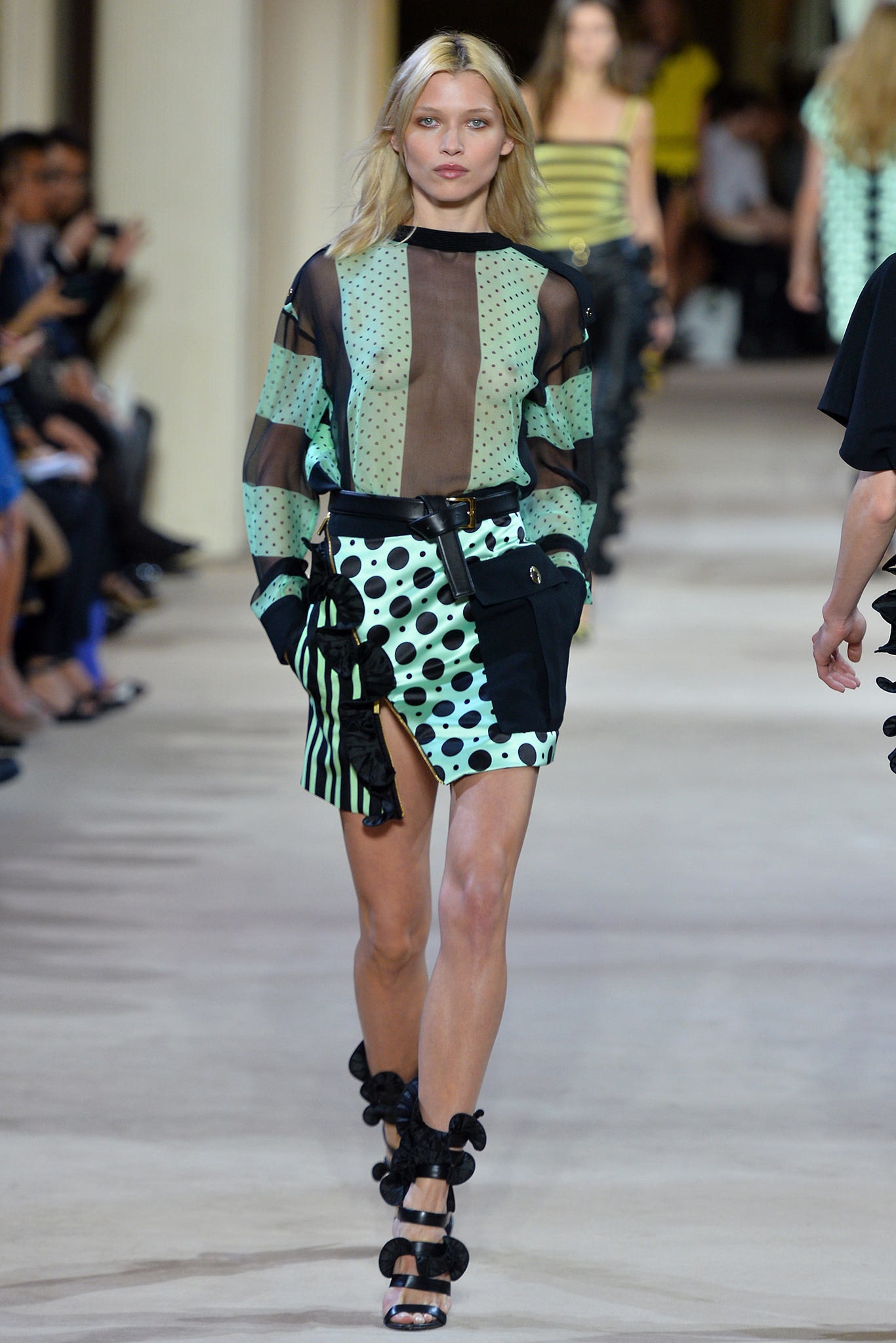 Emanuel Ungaro S/S 14 Look 16