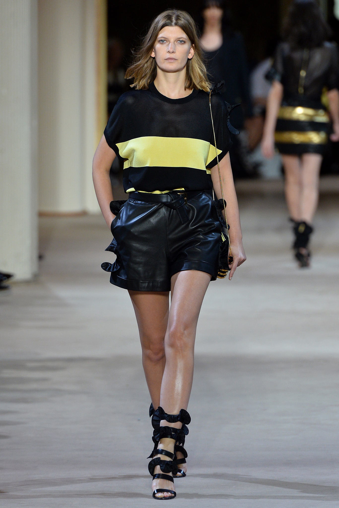 Emanuel Ungaro S/S 14 Look 23