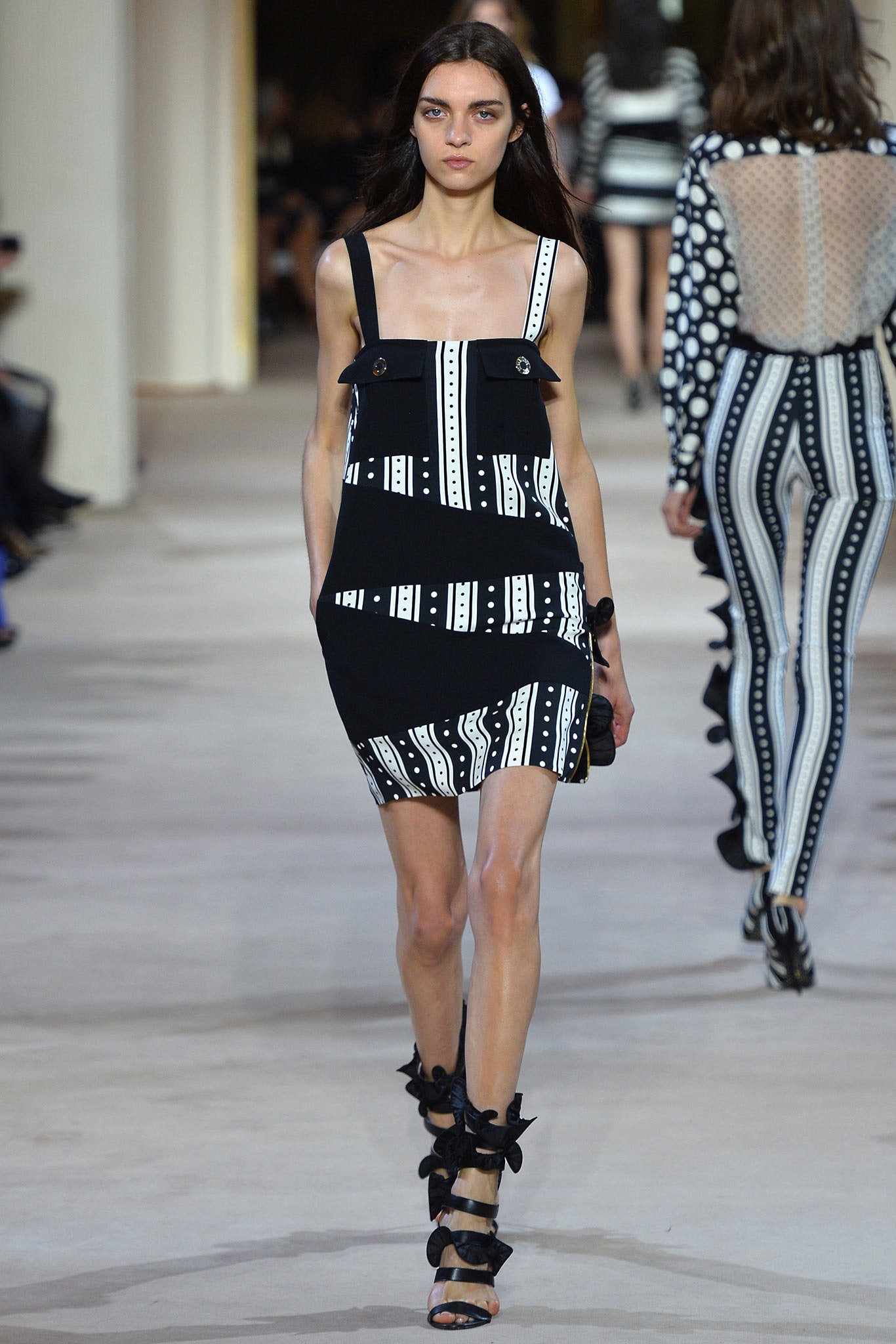 Emanuel Ungaro S/S 14 Look 29
