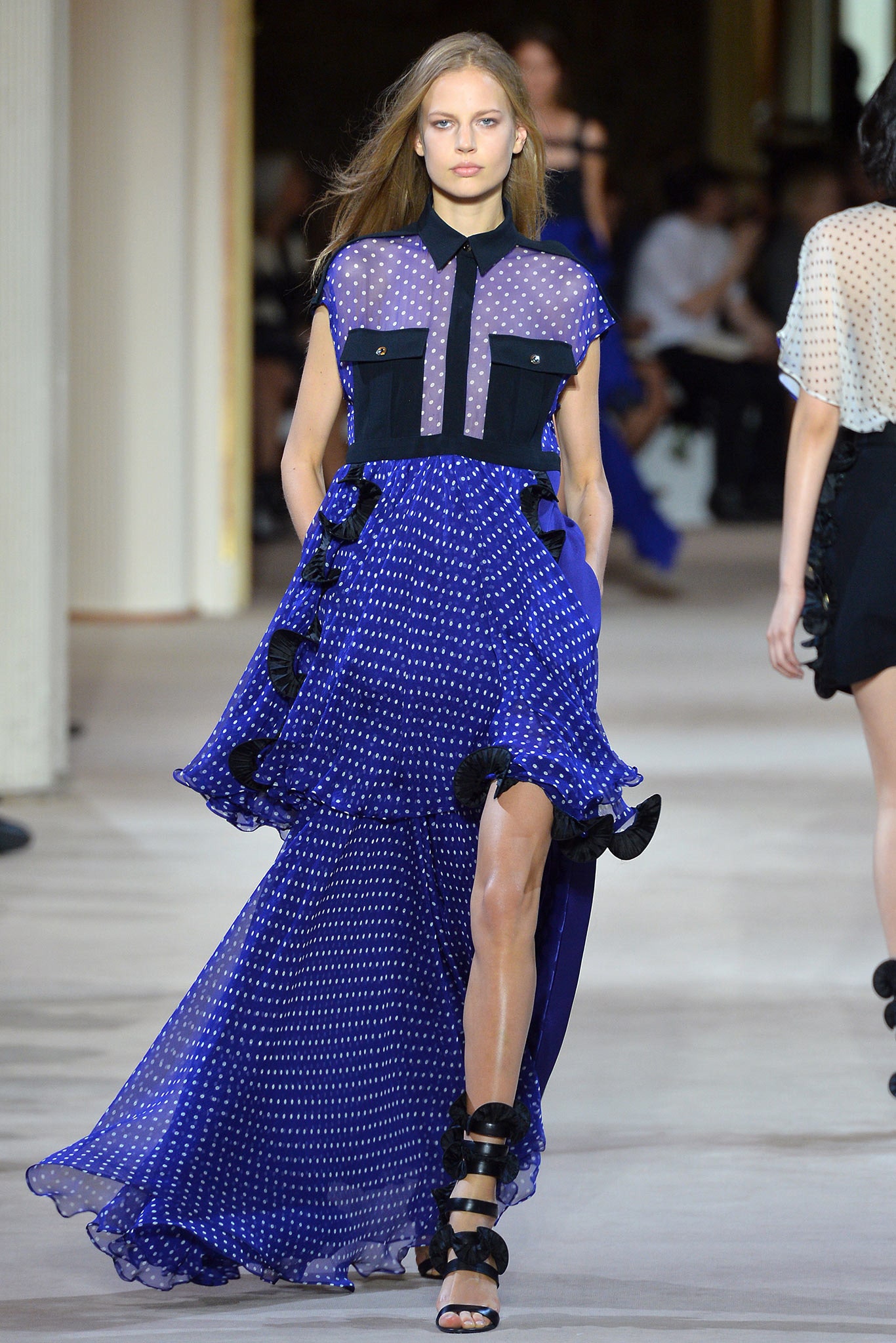 Emanuel Ungaro S/S 14 Look 35
