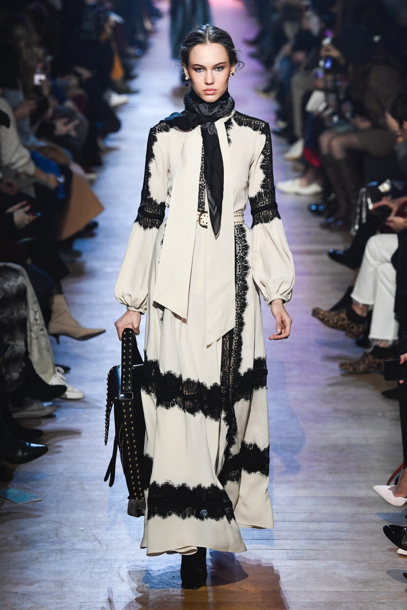 Elie Saab F/W 18 Look 12