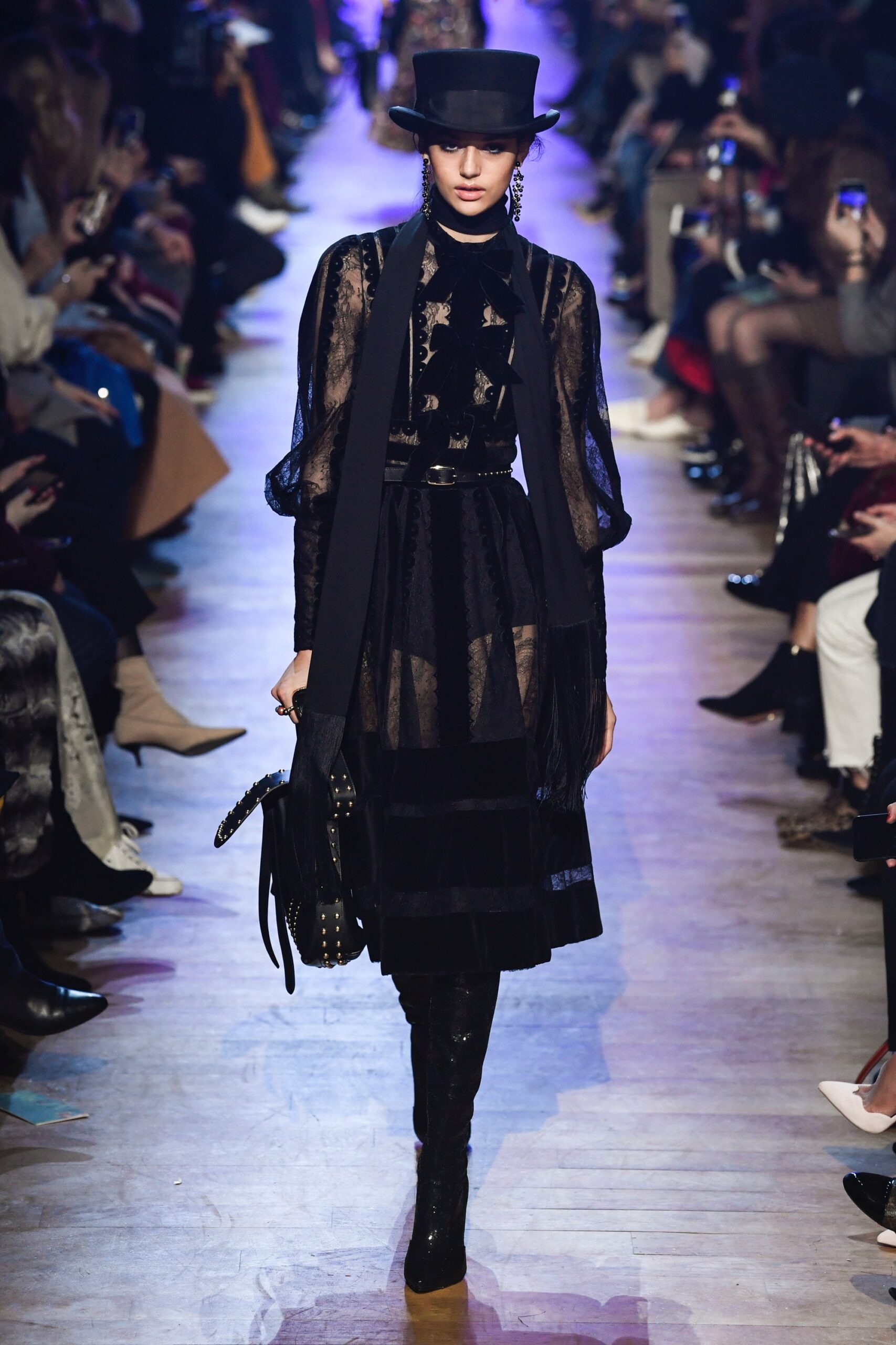 Elie Saab F/W 18 Look 18