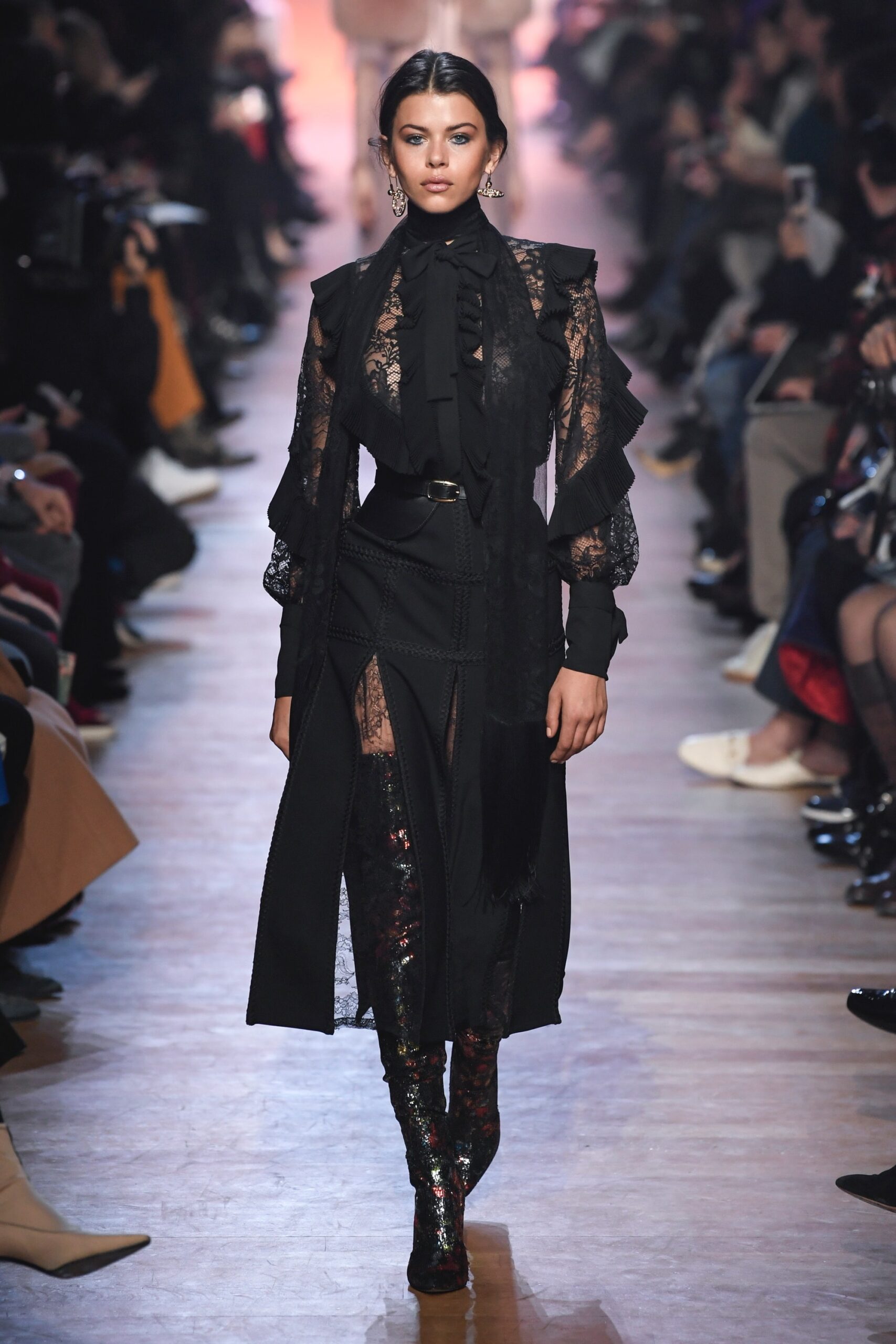Elie Saab F/W 18 Look 20