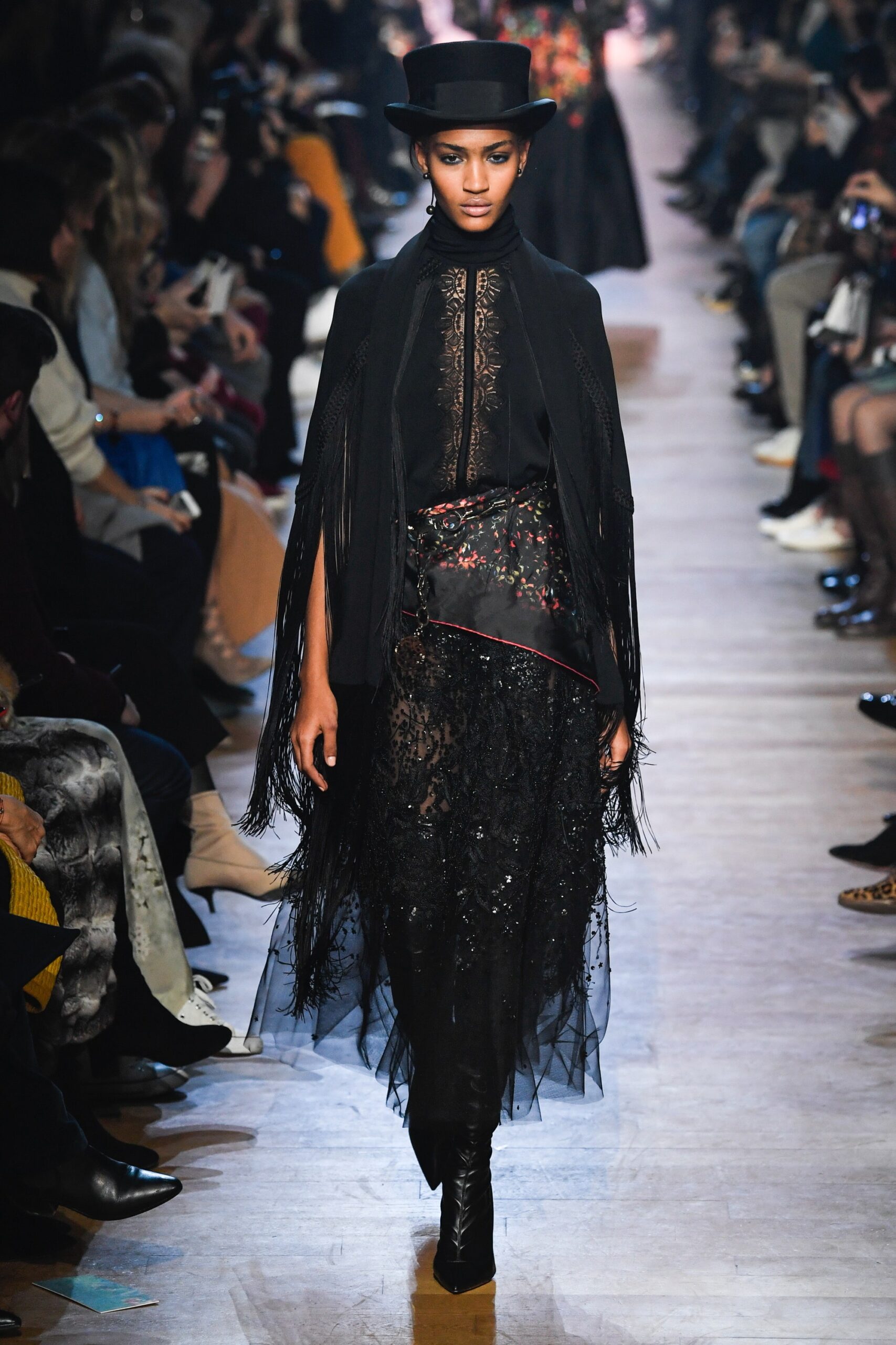 Elie Saab F/W 18 Look 32