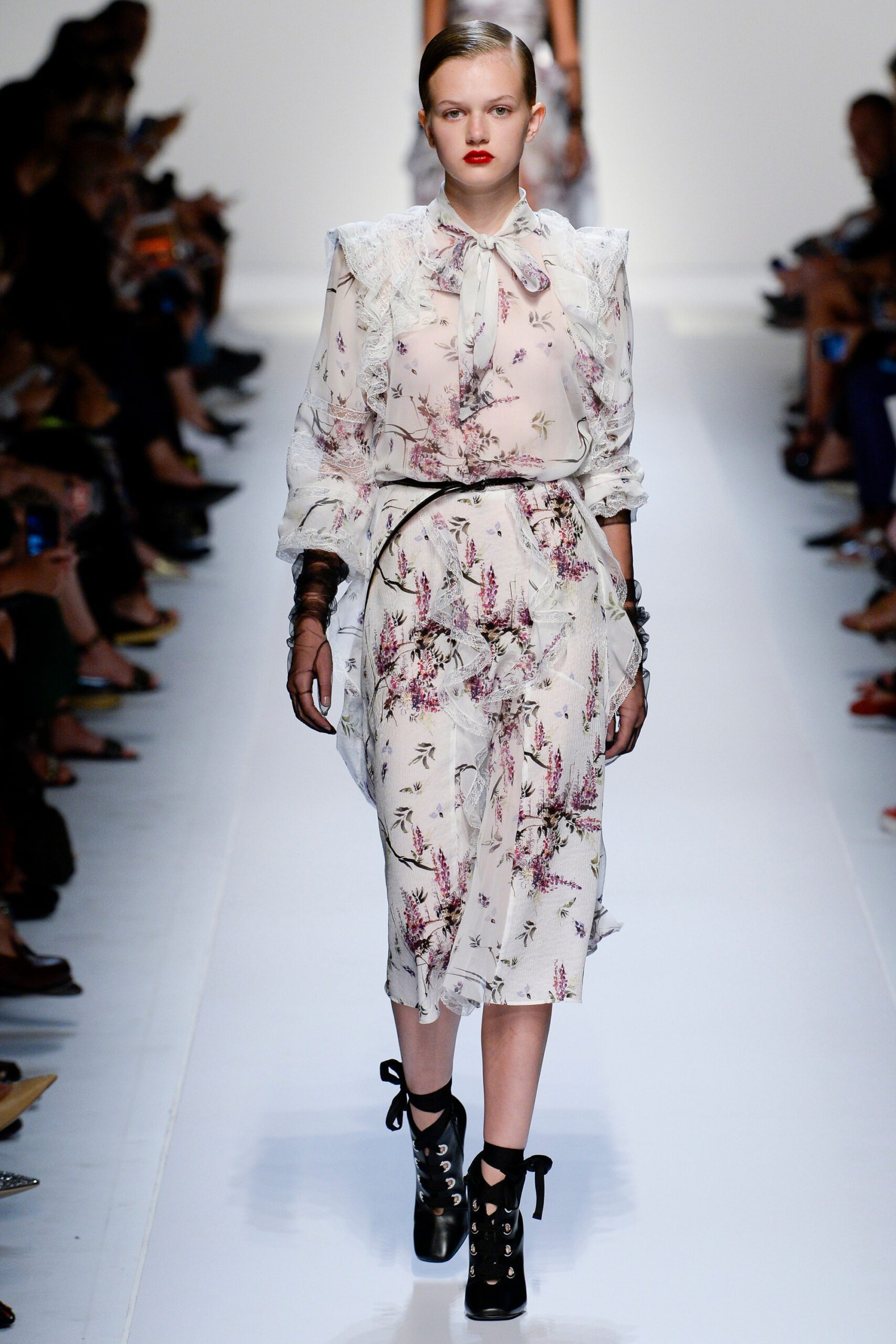 Ermanno Scervino S/S 18 Look 4