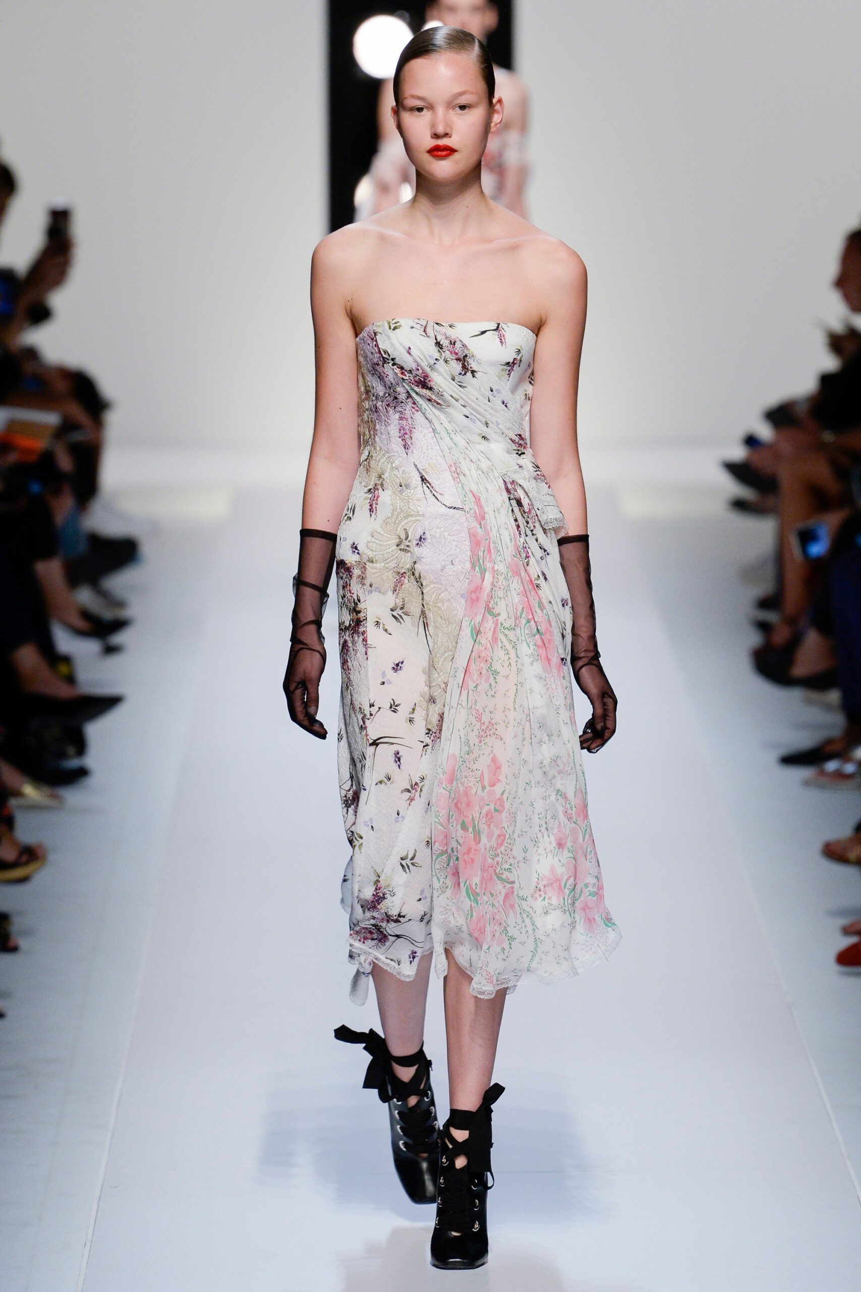 Ermanno Scervino S/S 18 Look 6