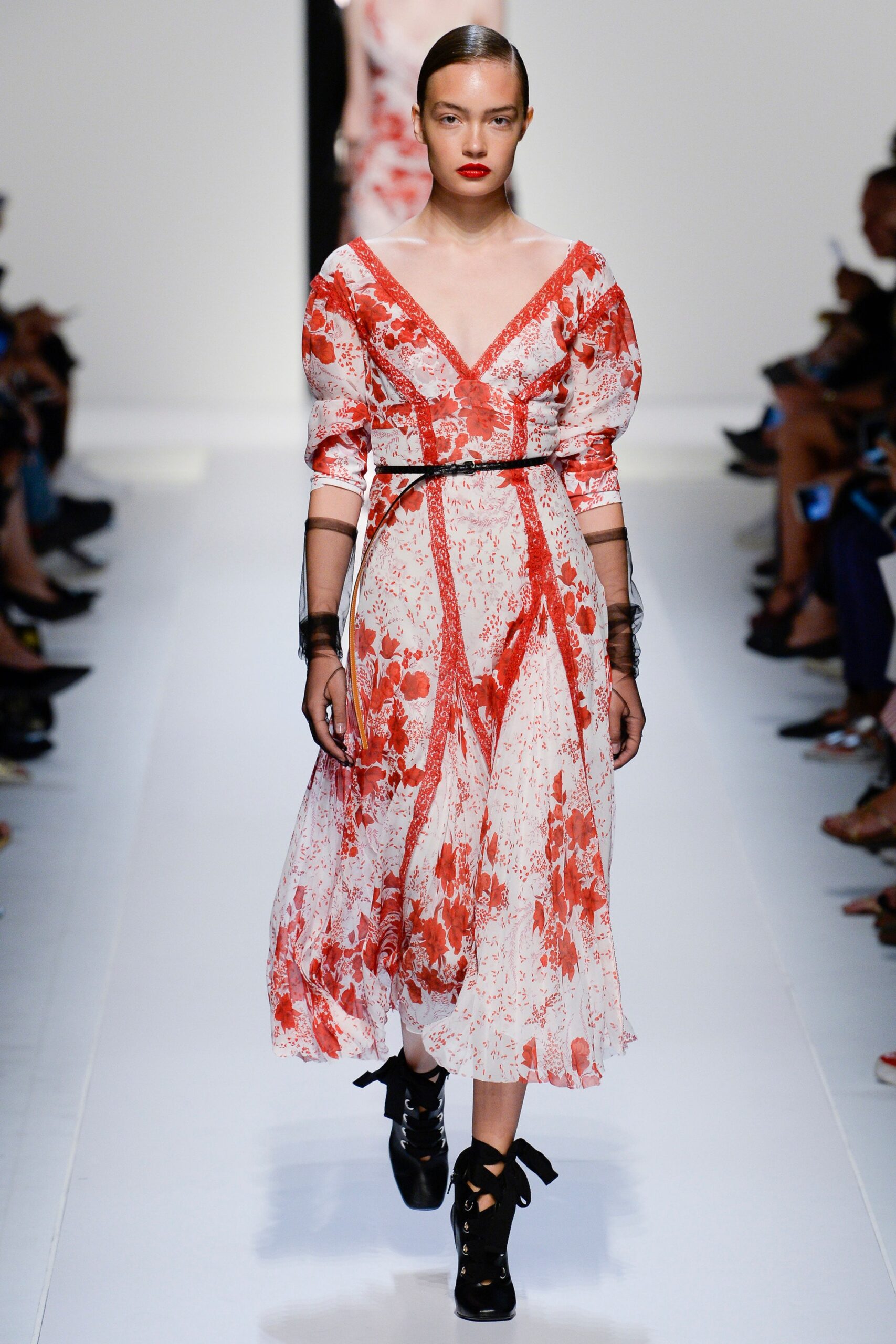 Ermanno Scervino S/S 18 Look 8