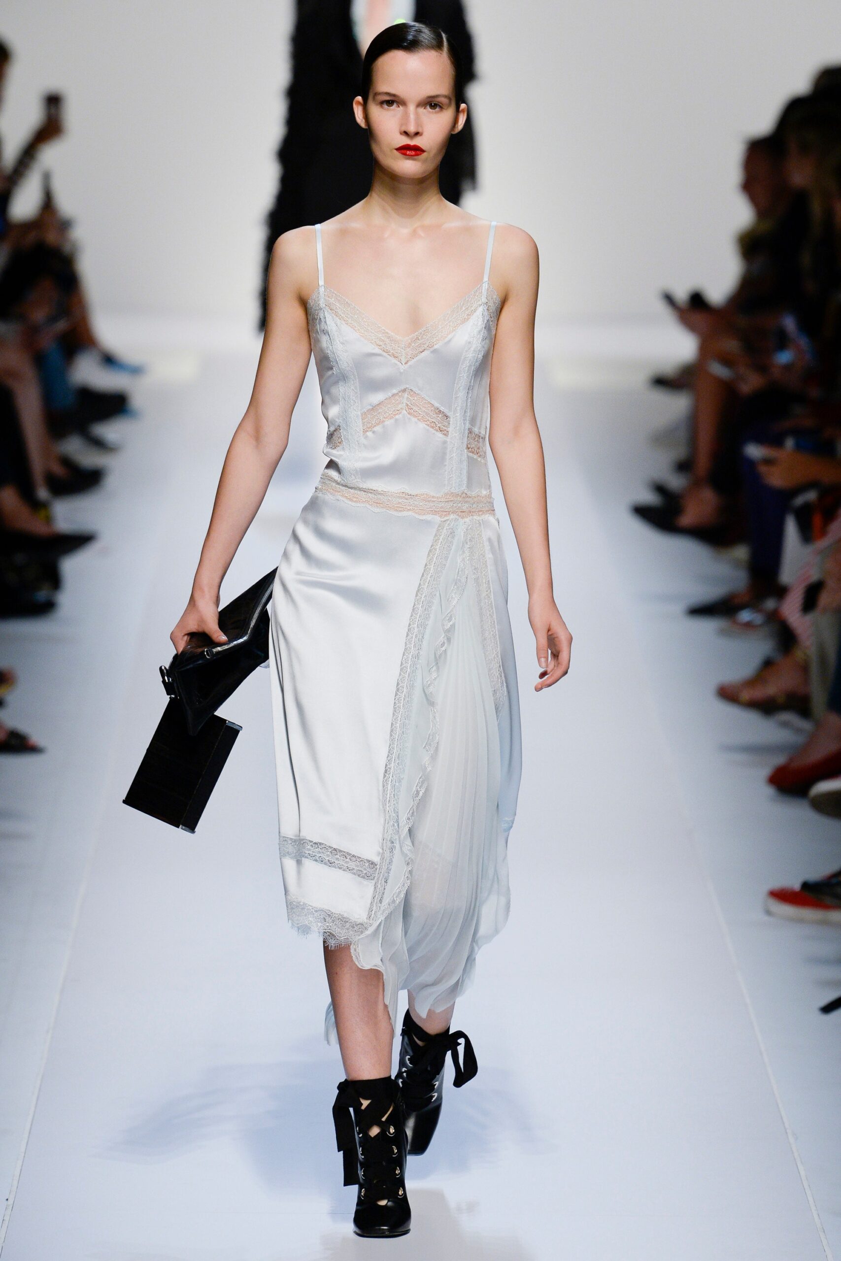 Ermanno Scervino S/S 18 Look 36