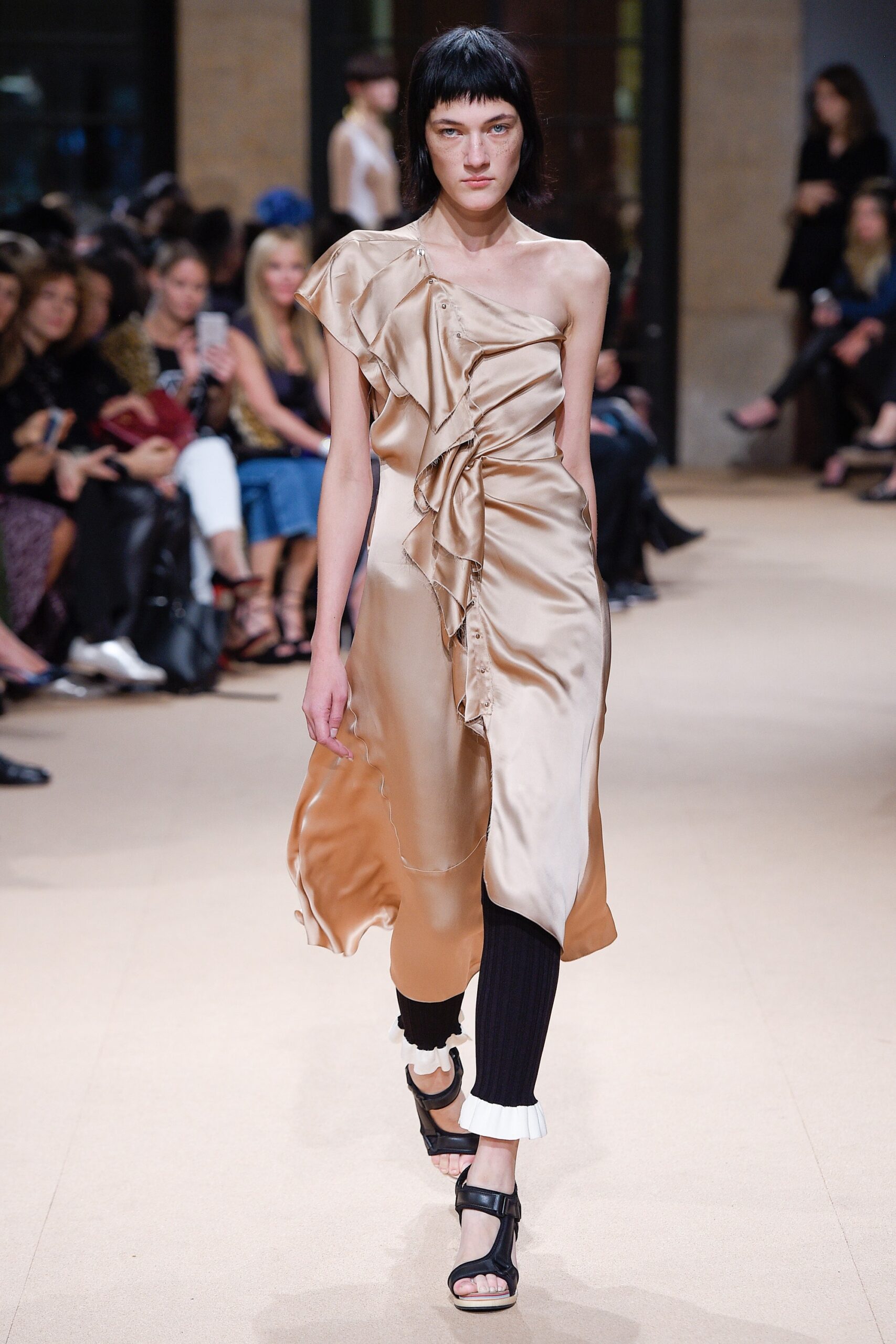 Esteban Cortazar S/S 17 Look 15
