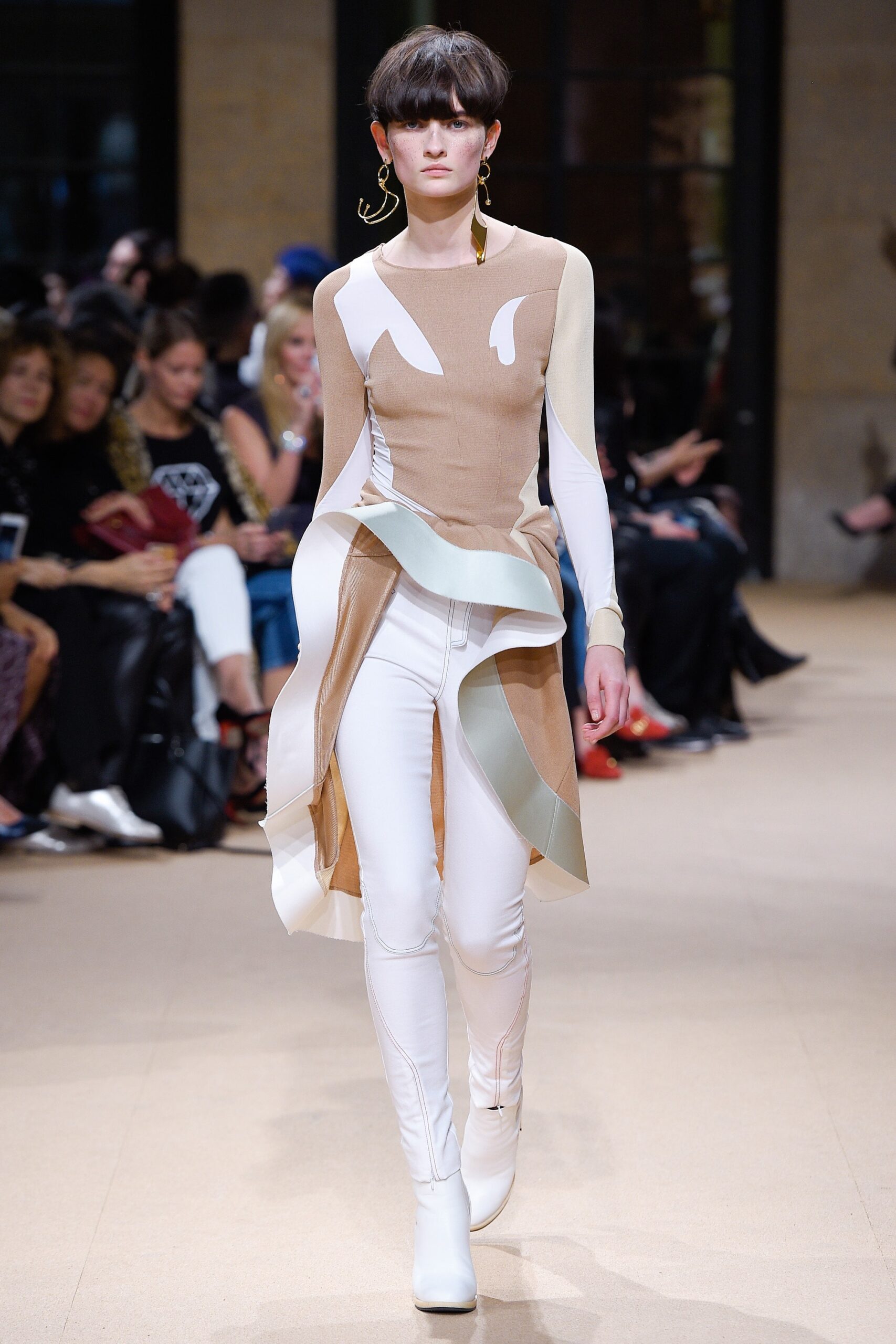 Esteban Cortazar S/S 17 Look 16