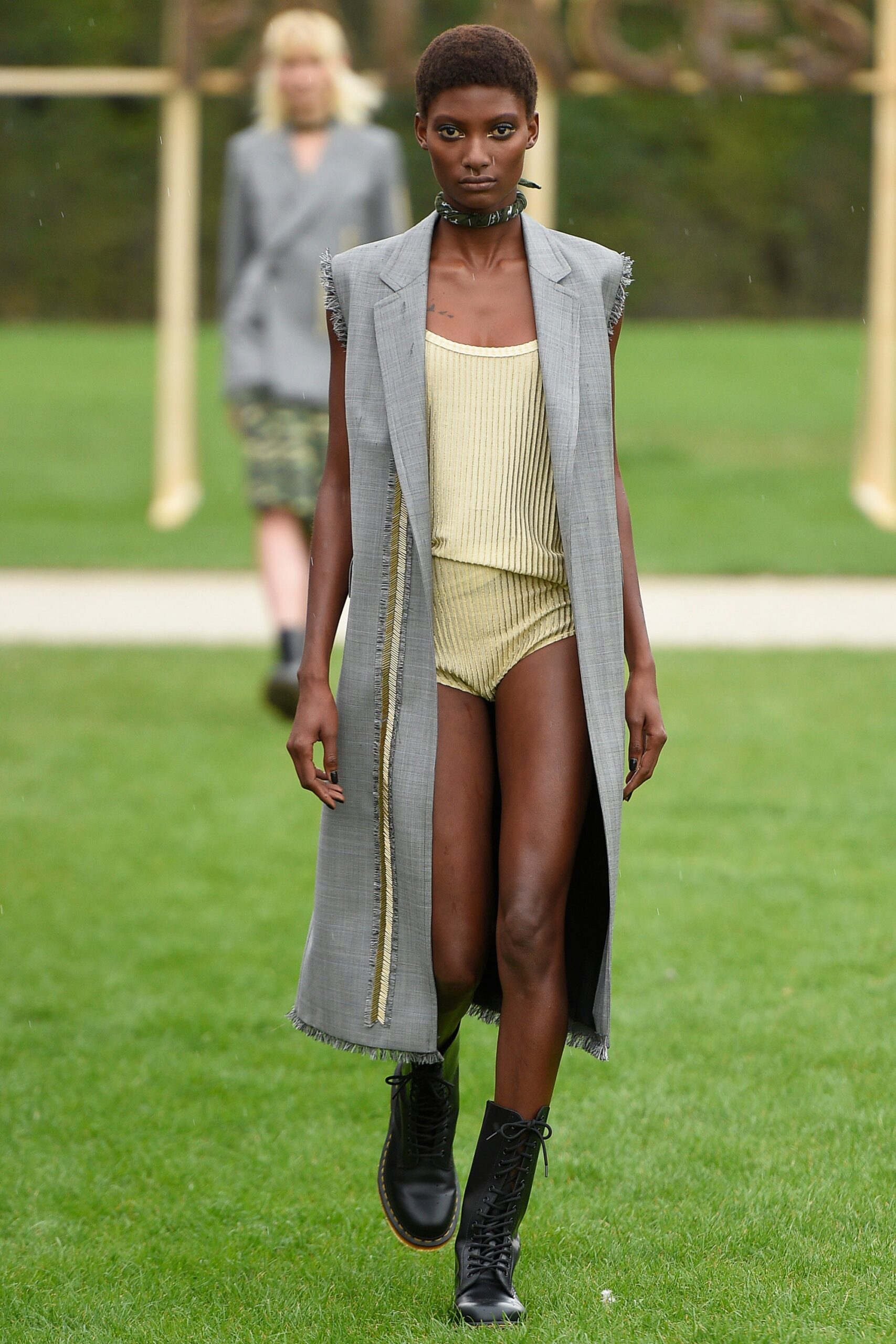 Each x Other S/S 17 Look 16