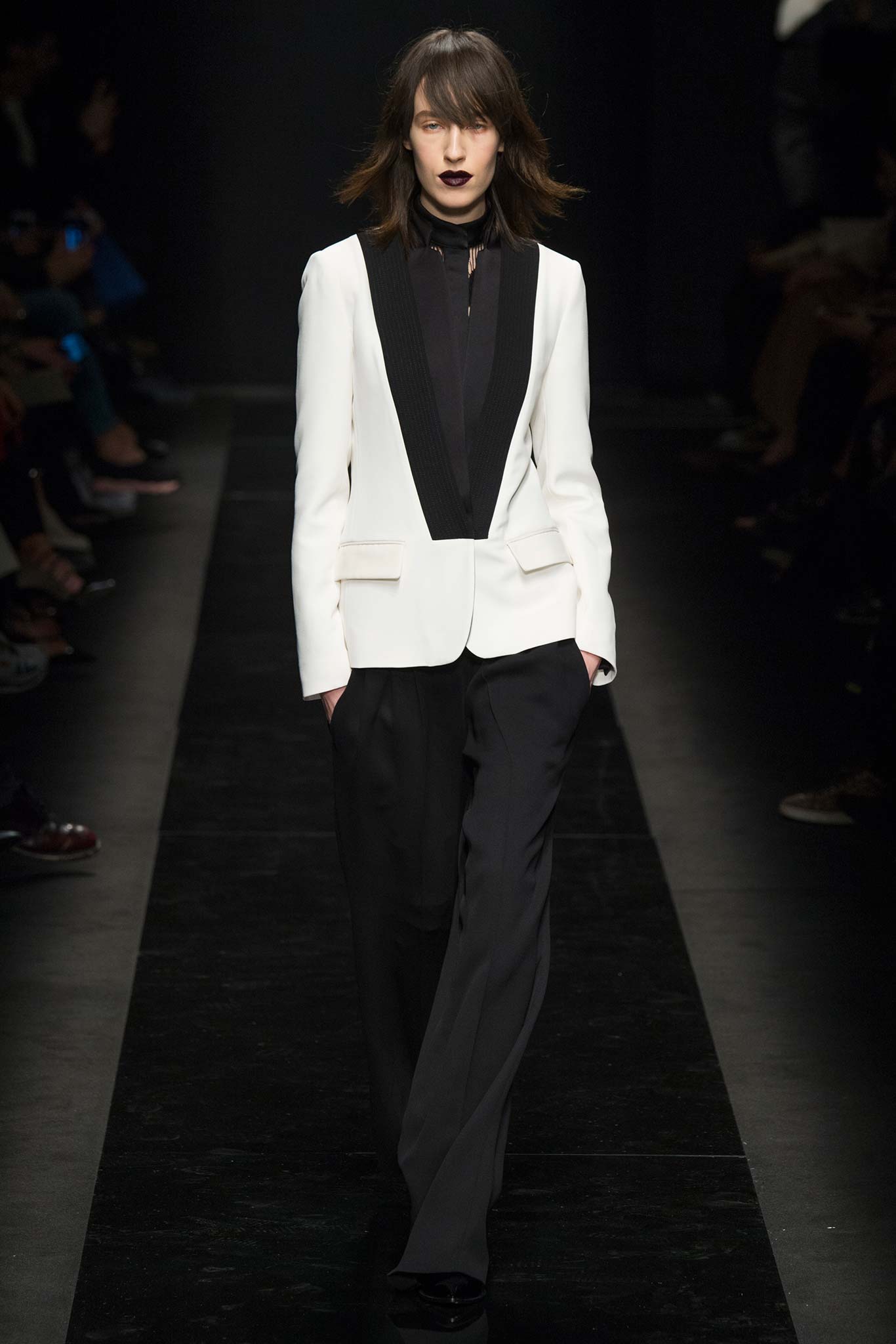 Emanuel Ungaro F/W 15 Look 13