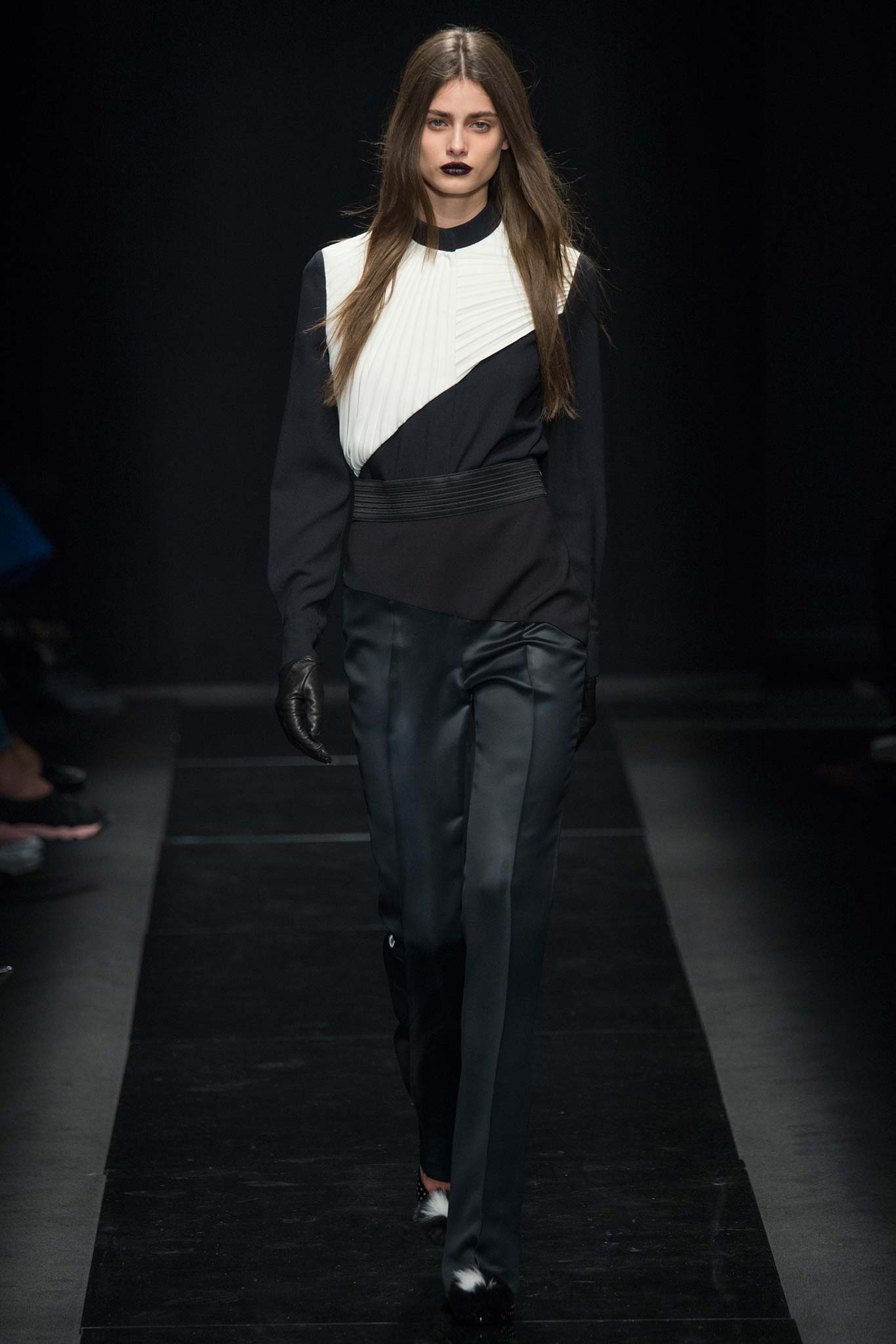 Emanuel Ungaro F/W 15 Look 14