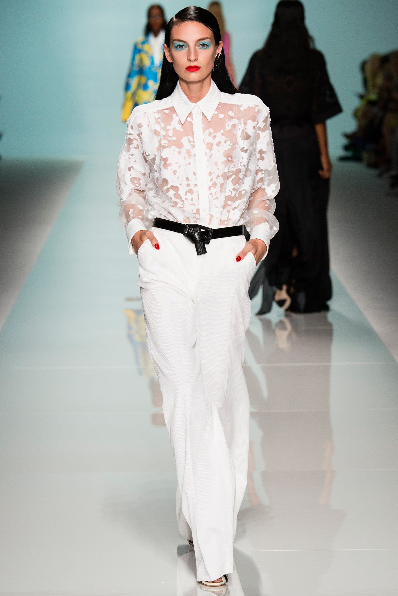 Emanuel Ungaro S/S 15 Look 18