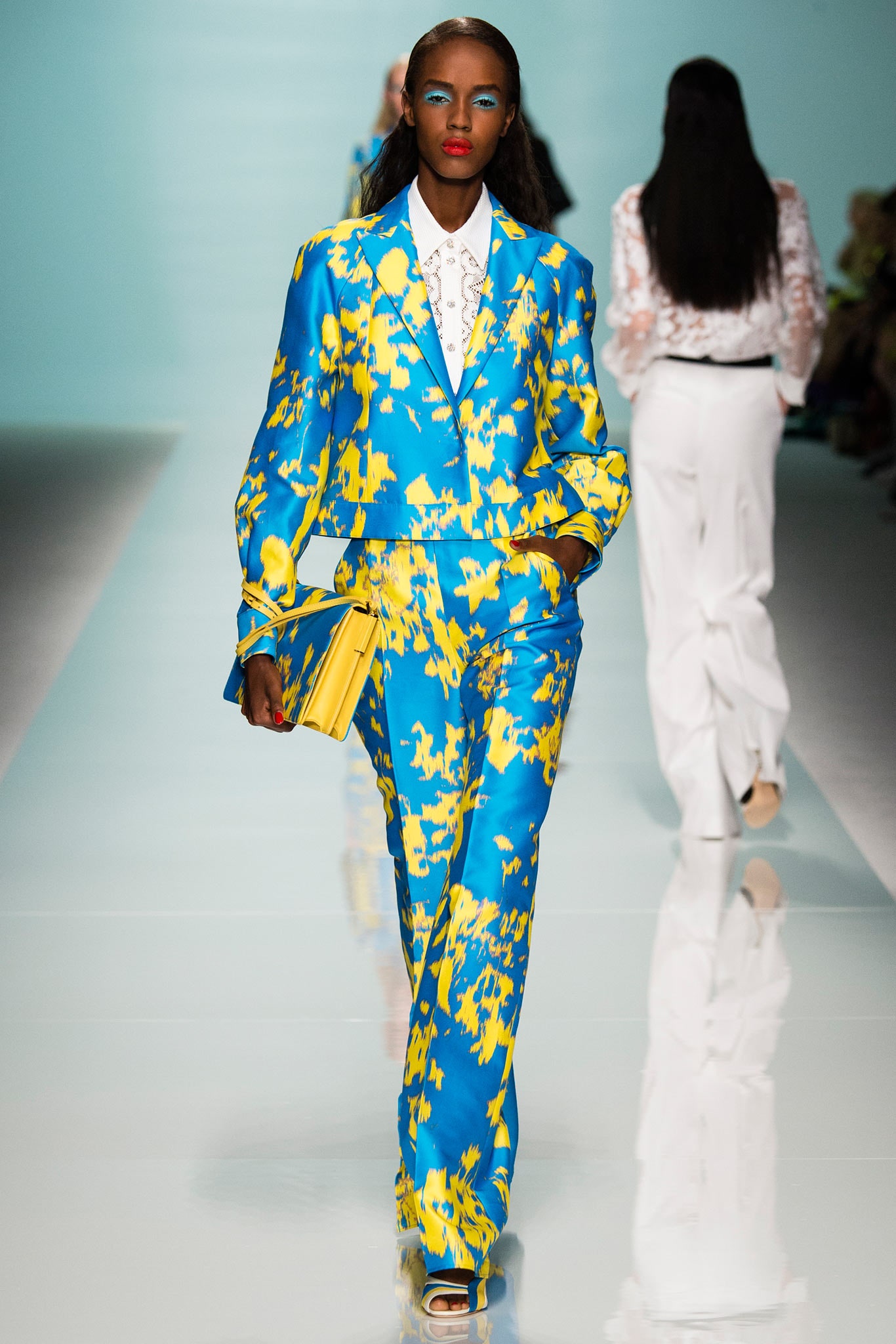 Emanuel Ungaro S/S 15 Look 19
