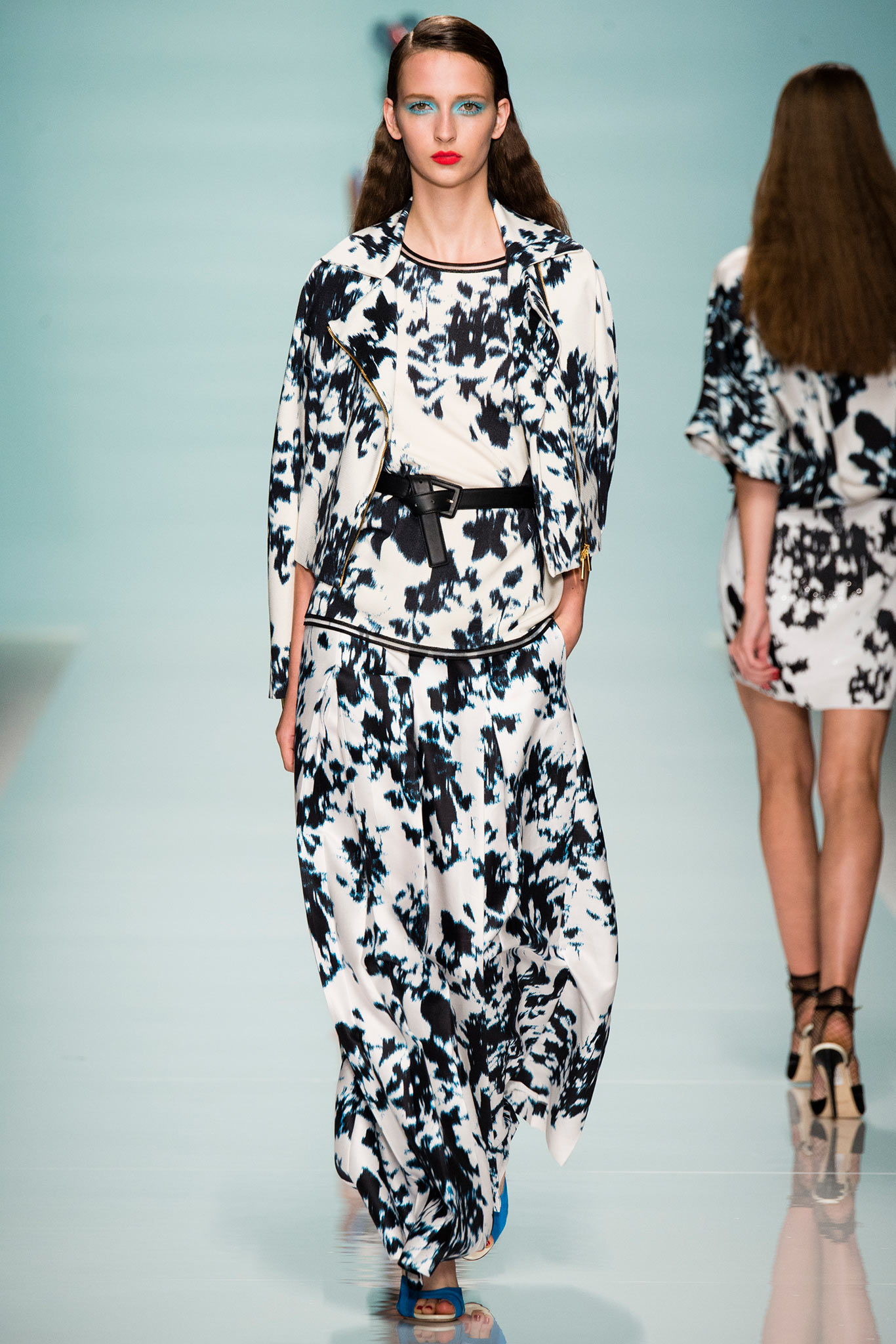 Emanuel Ungaro S/S 15 Look 34