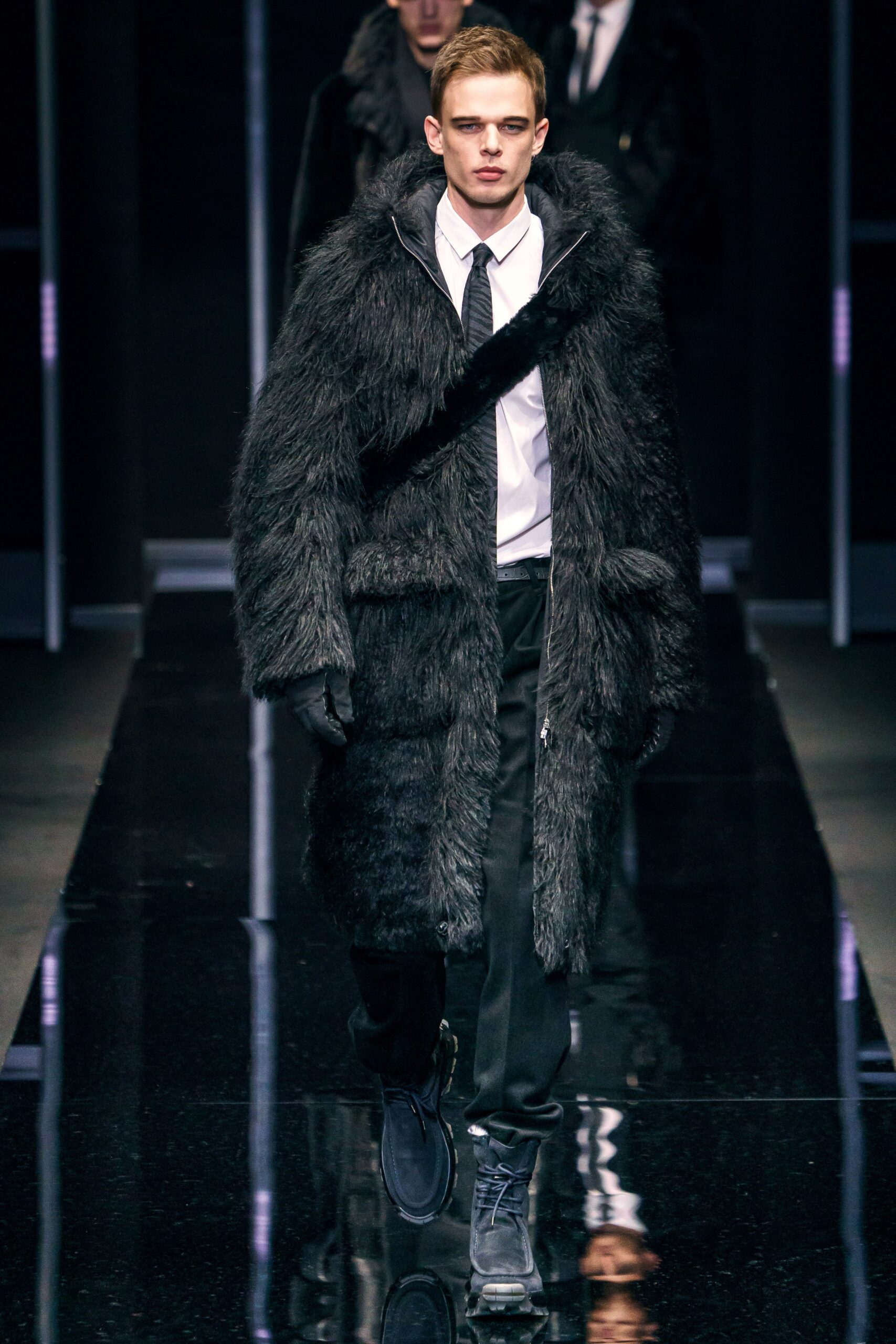 Emporio Armani F/W 19 Menswear Look 2