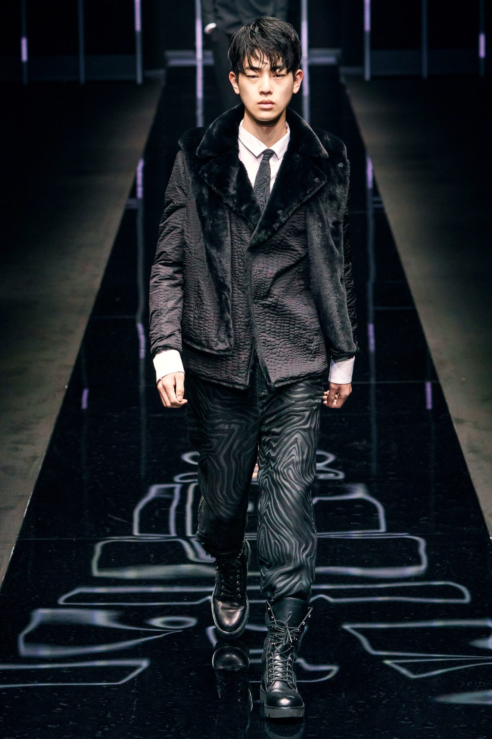 Emporio Armani F/W 19 Menswear Look 8