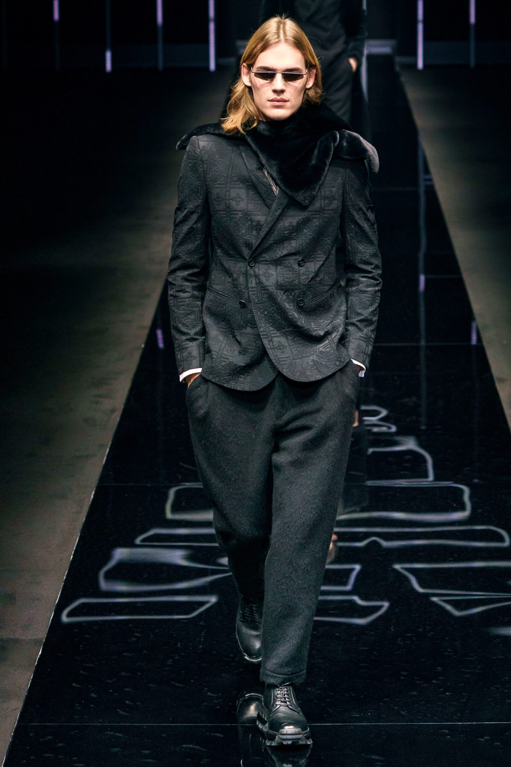 Emporio Armani F/W 19 Menswear Look 9
